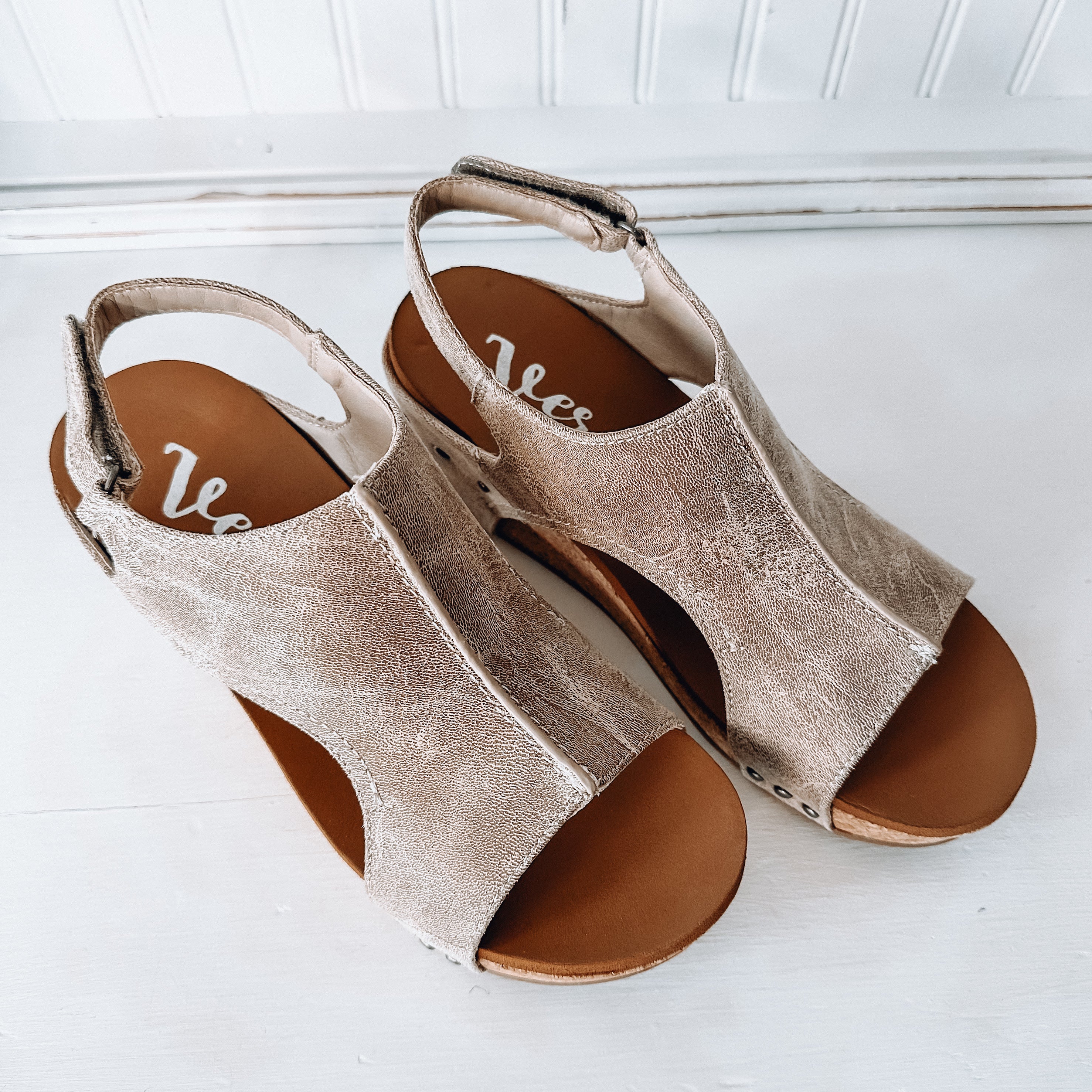Isabella Wedge Sandal - Cream
