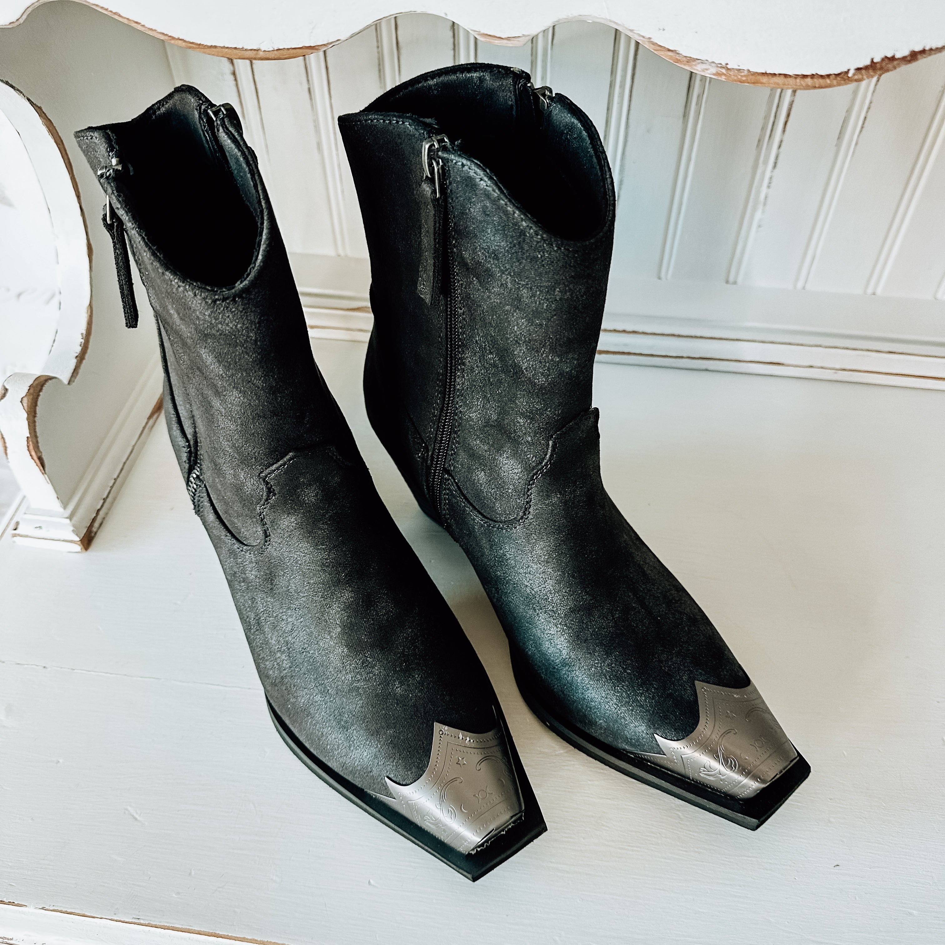 Jimi Boot - Black