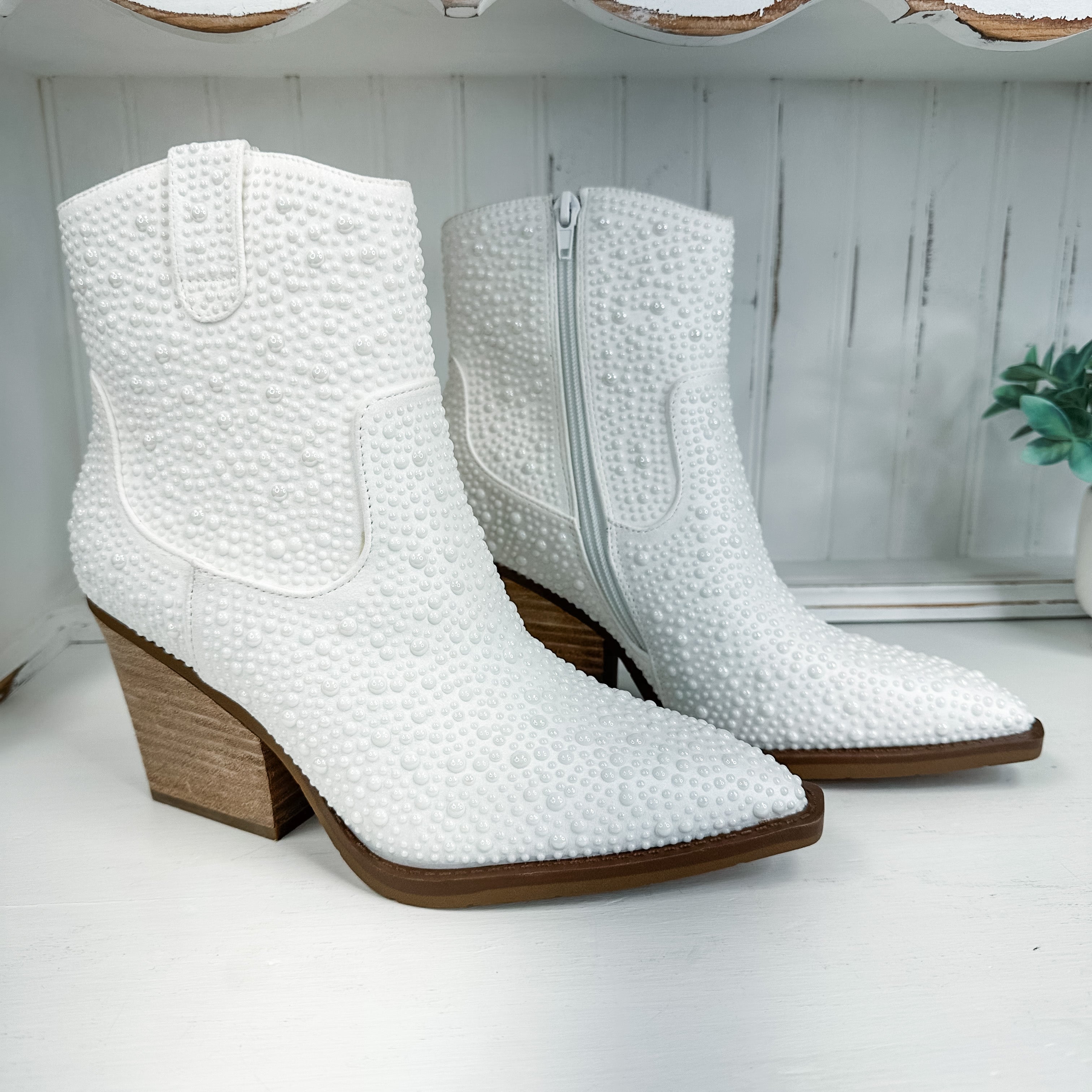 Kady Pearl Boot - White