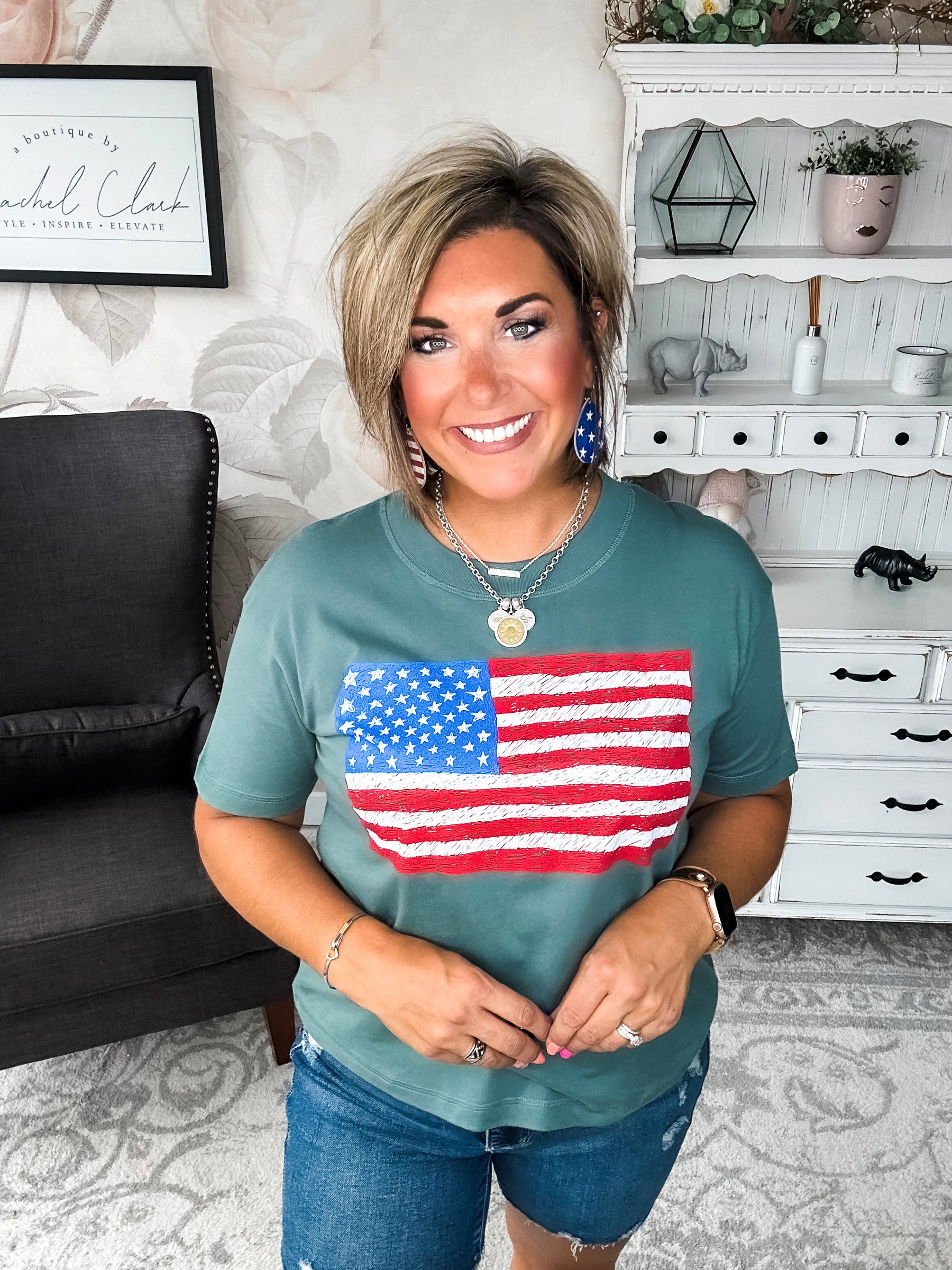 Sketch the Flag Graphic Boyfriend Tee