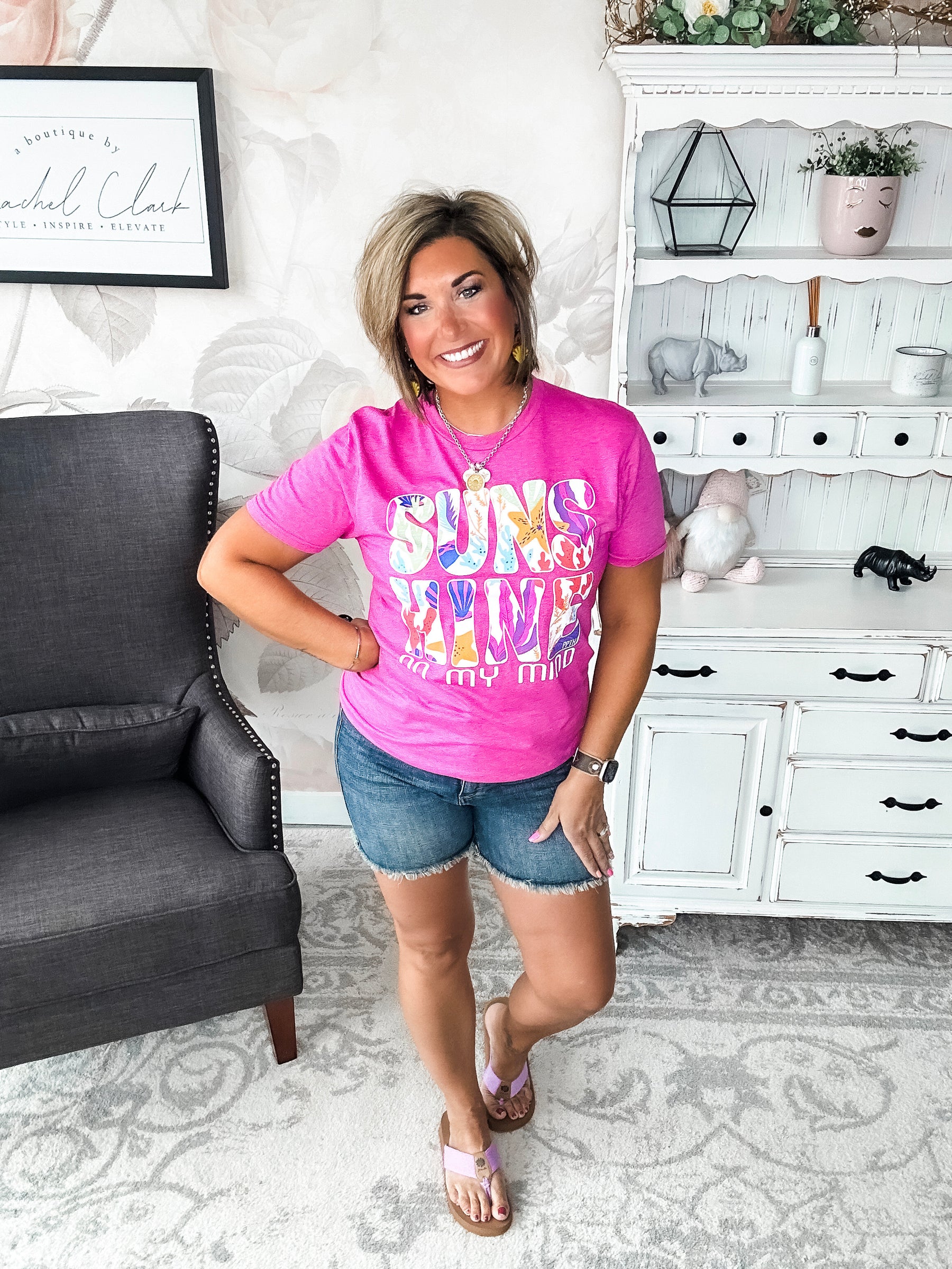 Sunshine On My Mind Graphic Tee - Pink