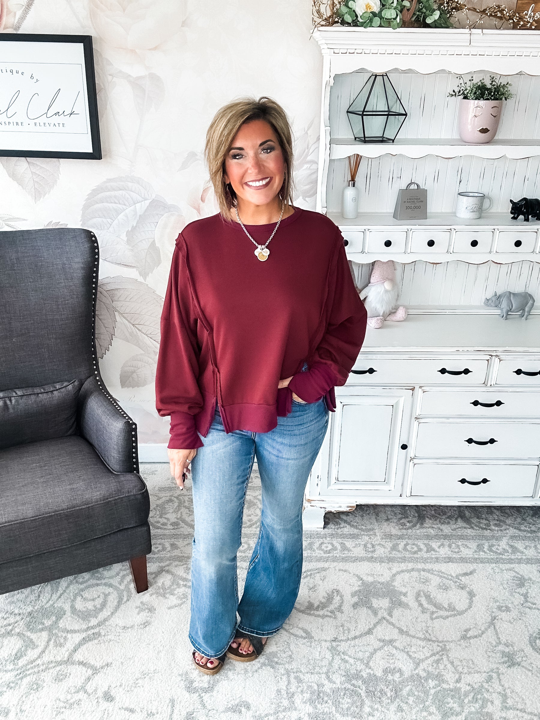 Still Be Here Pullover - Burgundy