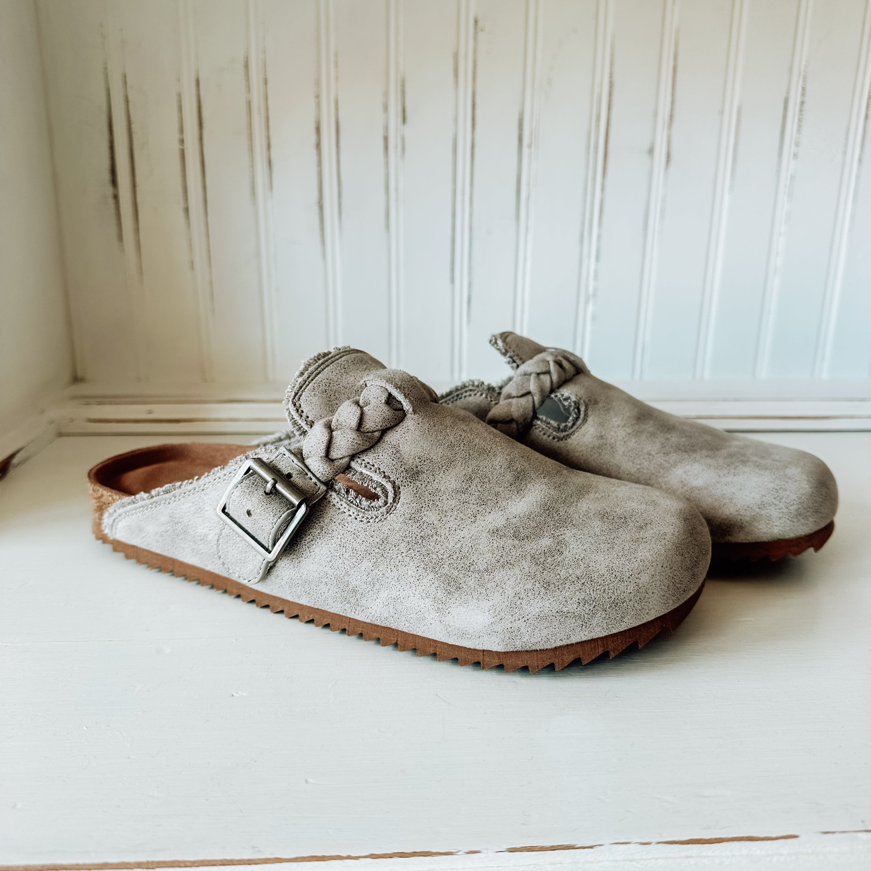 Iris Clog - Grey