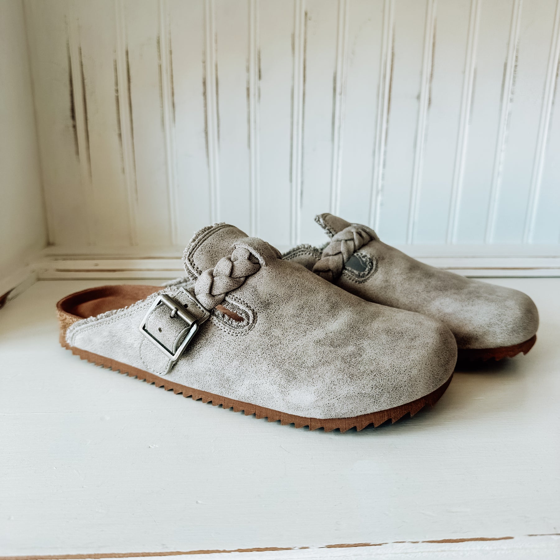 Iris Clog - Grey