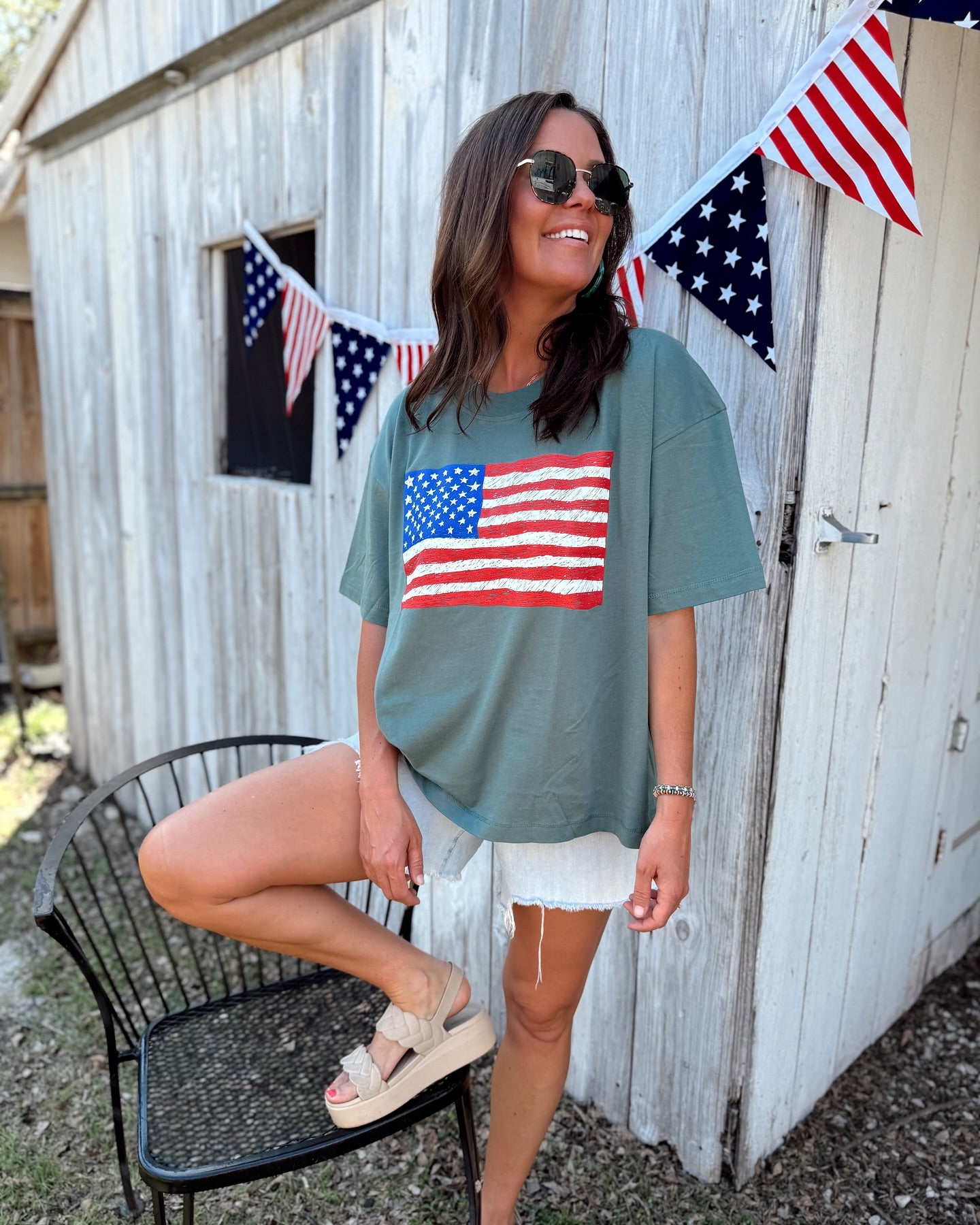 Sketch the Flag Graphic Boyfriend Tee
