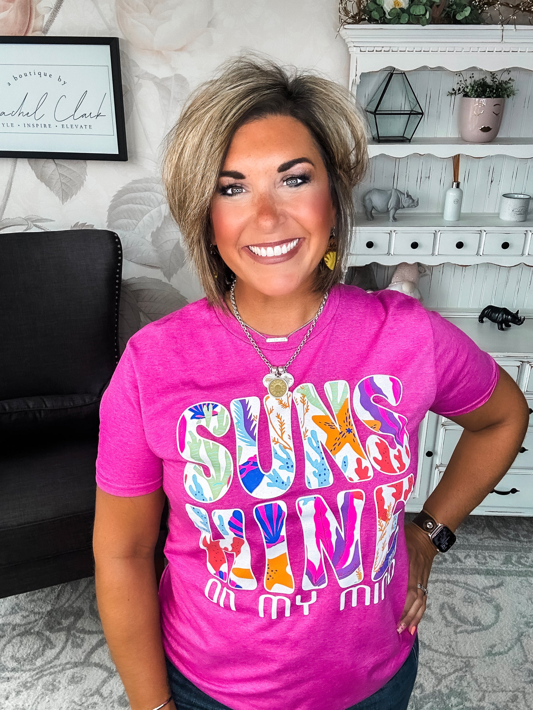 Sunshine On My Mind Graphic Tee - Pink
