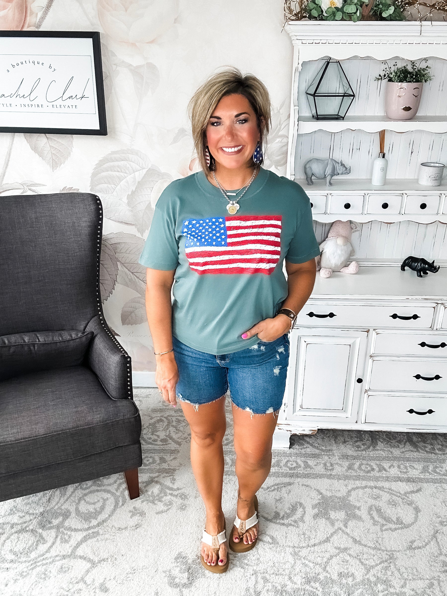 Sketch the Flag Graphic Boyfriend Tee