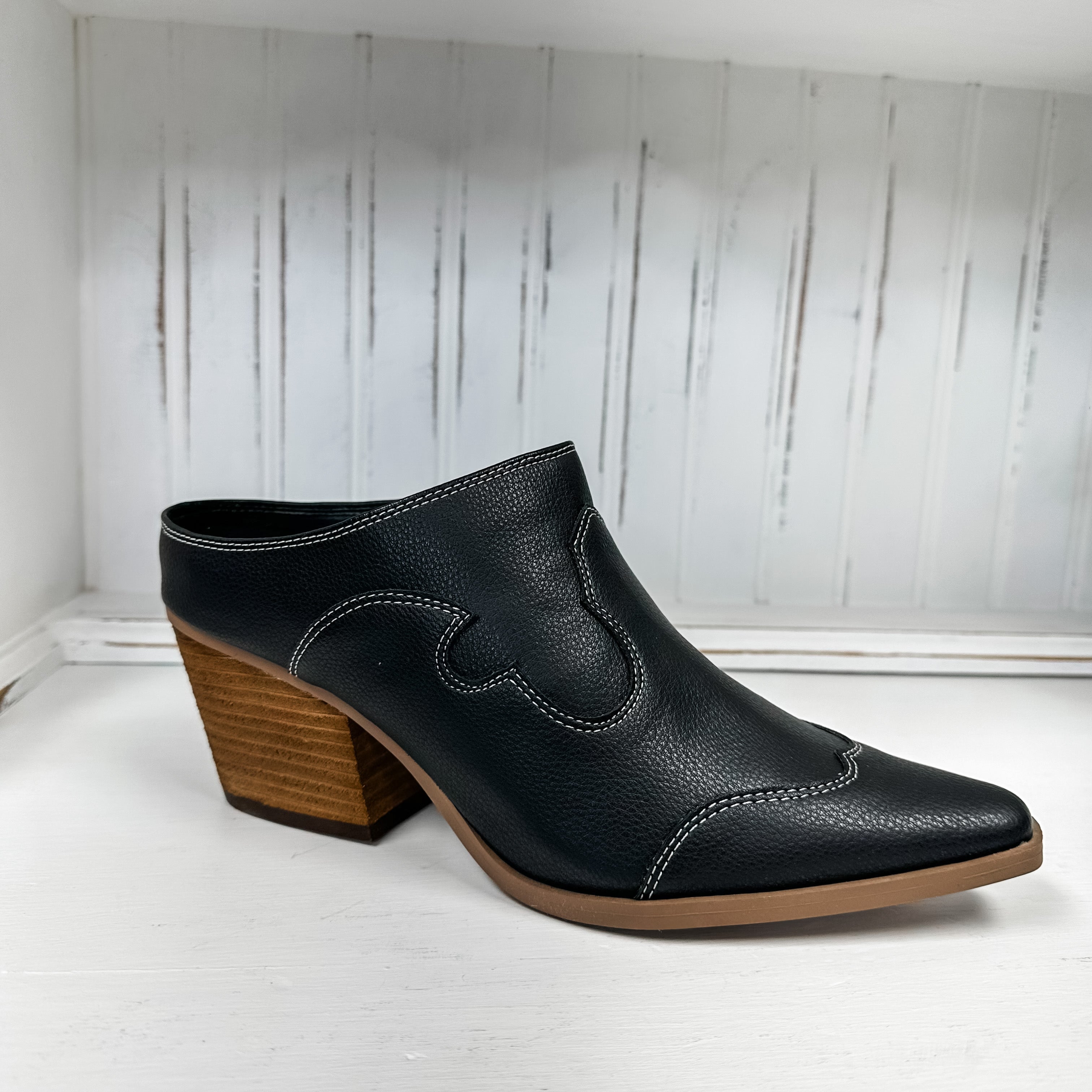 Cyan Heeled Mule - Black