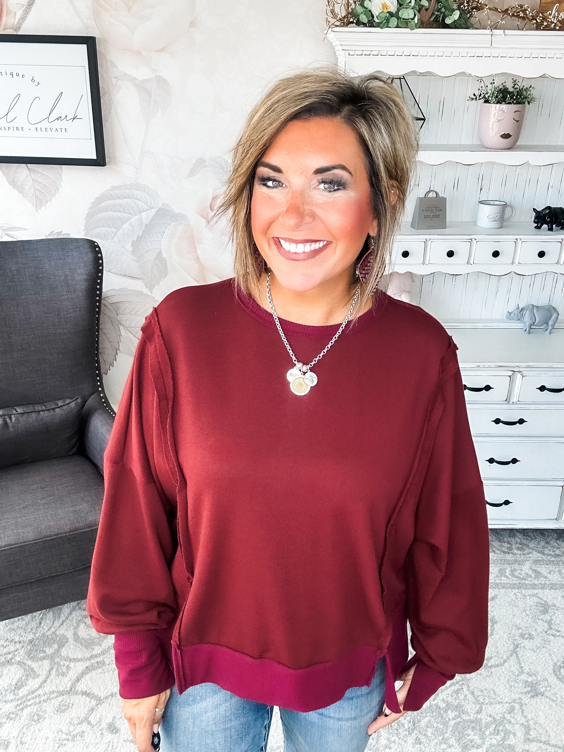 Still Be Here Pullover - Burgundy