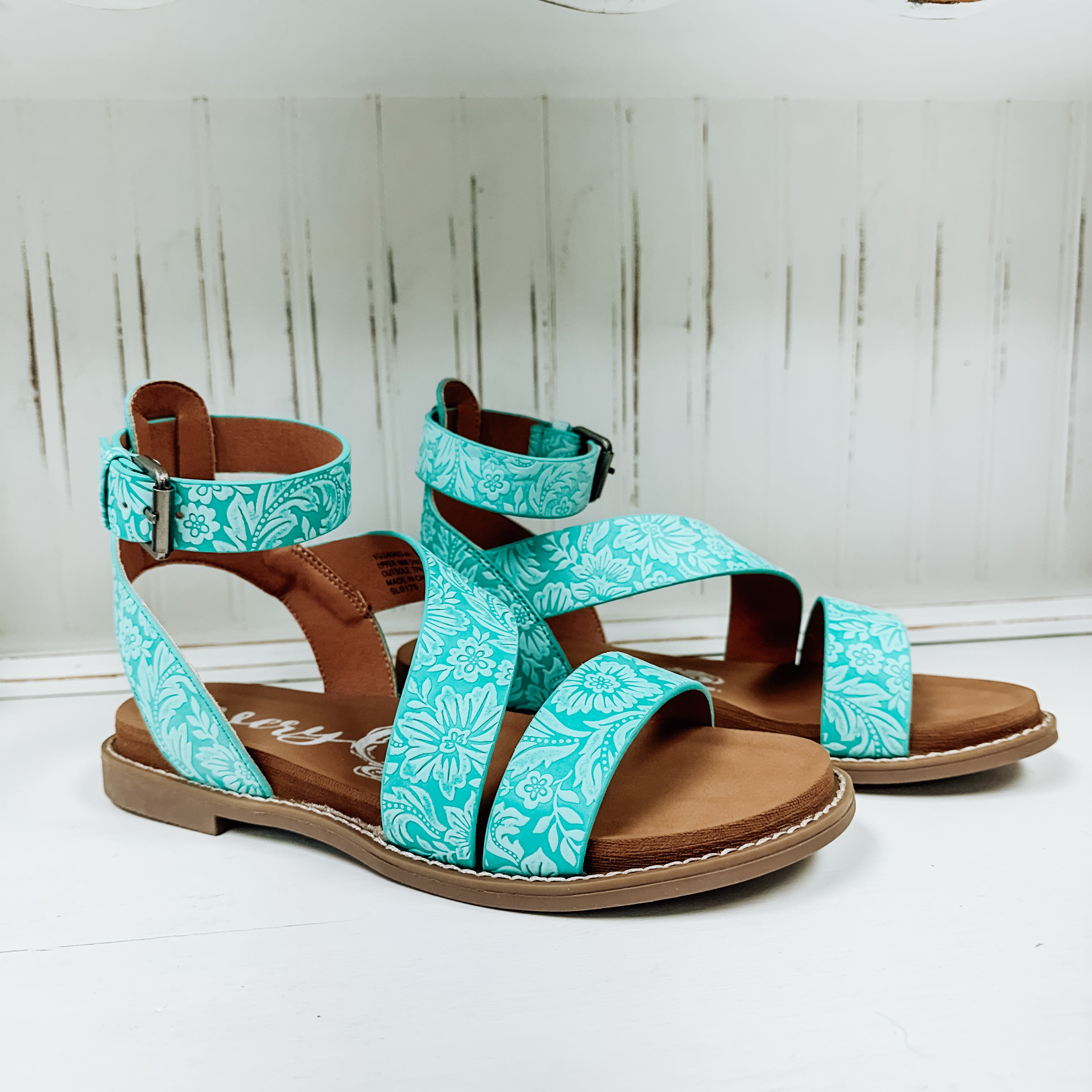 Sylvie Tooled Sandal - Turquoise
