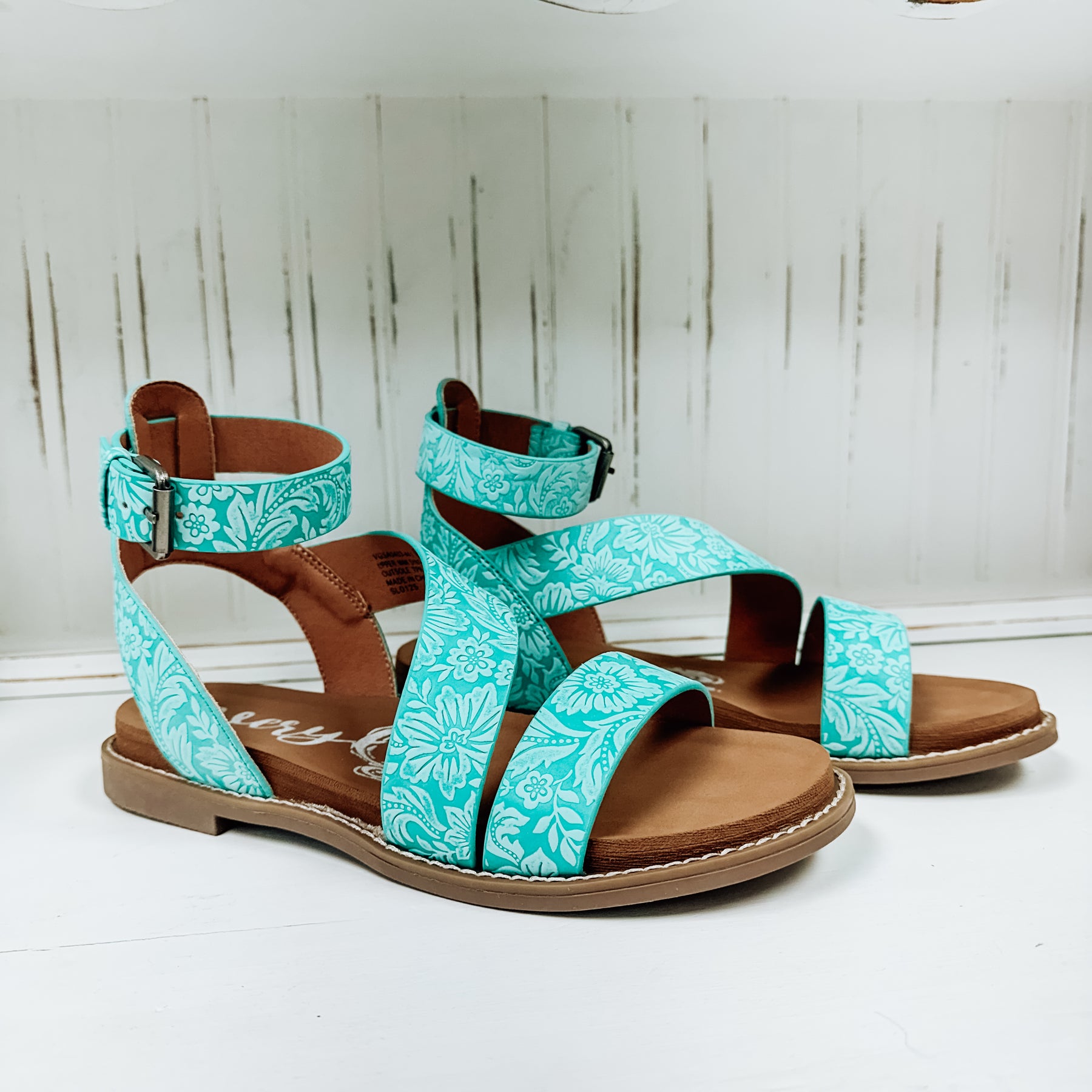 Sylvie Tooled Sandal - Turquoise