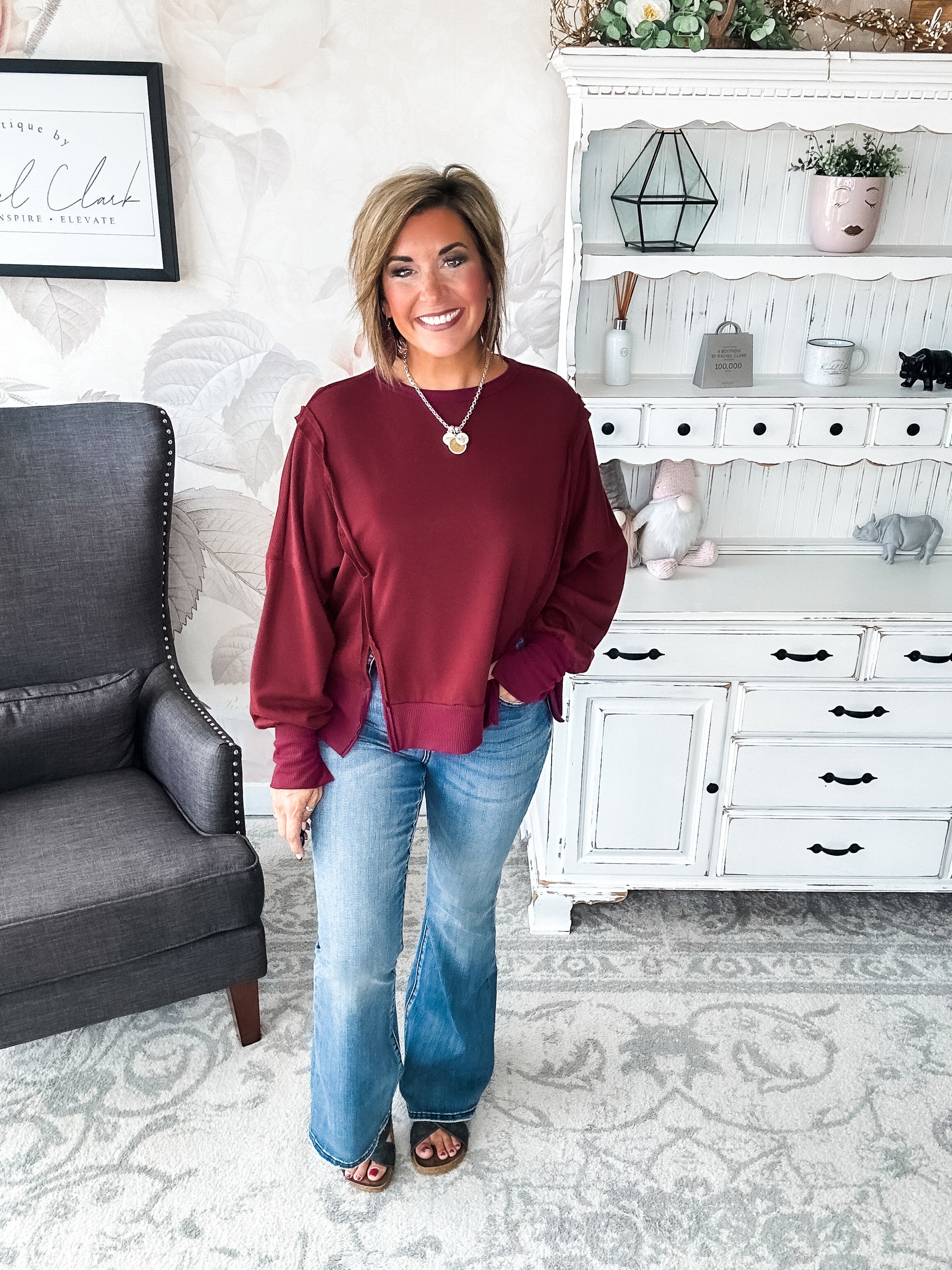 Still Be Here Pullover - Burgundy