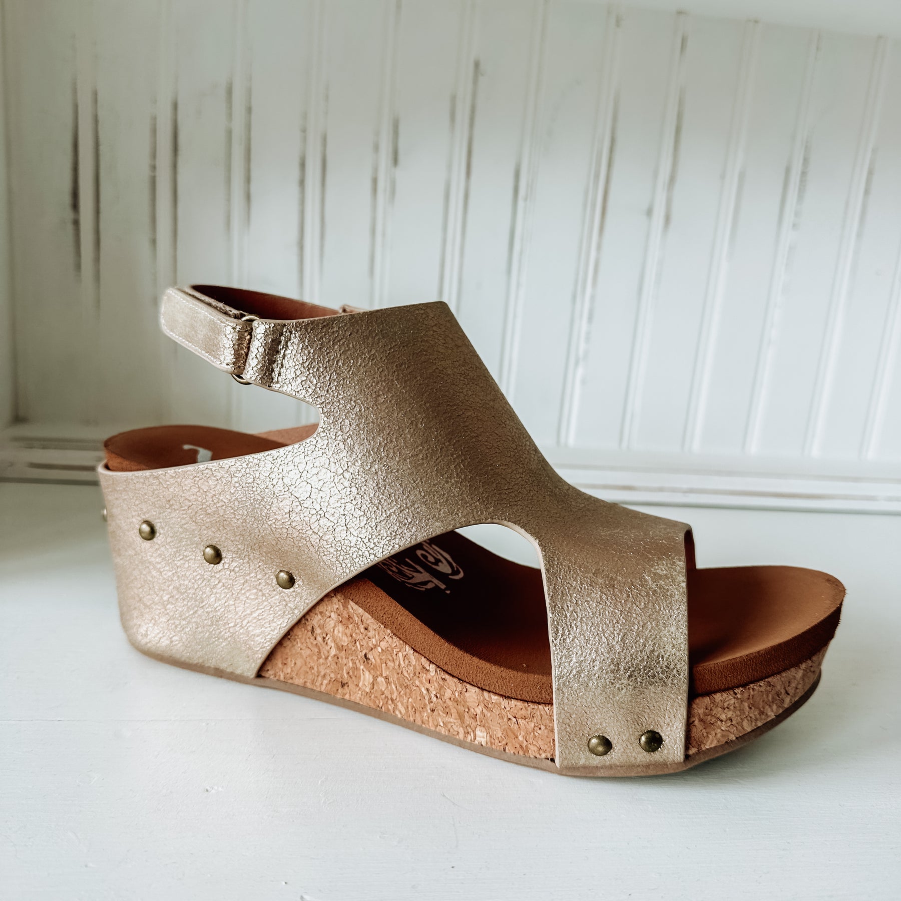 Wally Wedge Sandal - Gold
