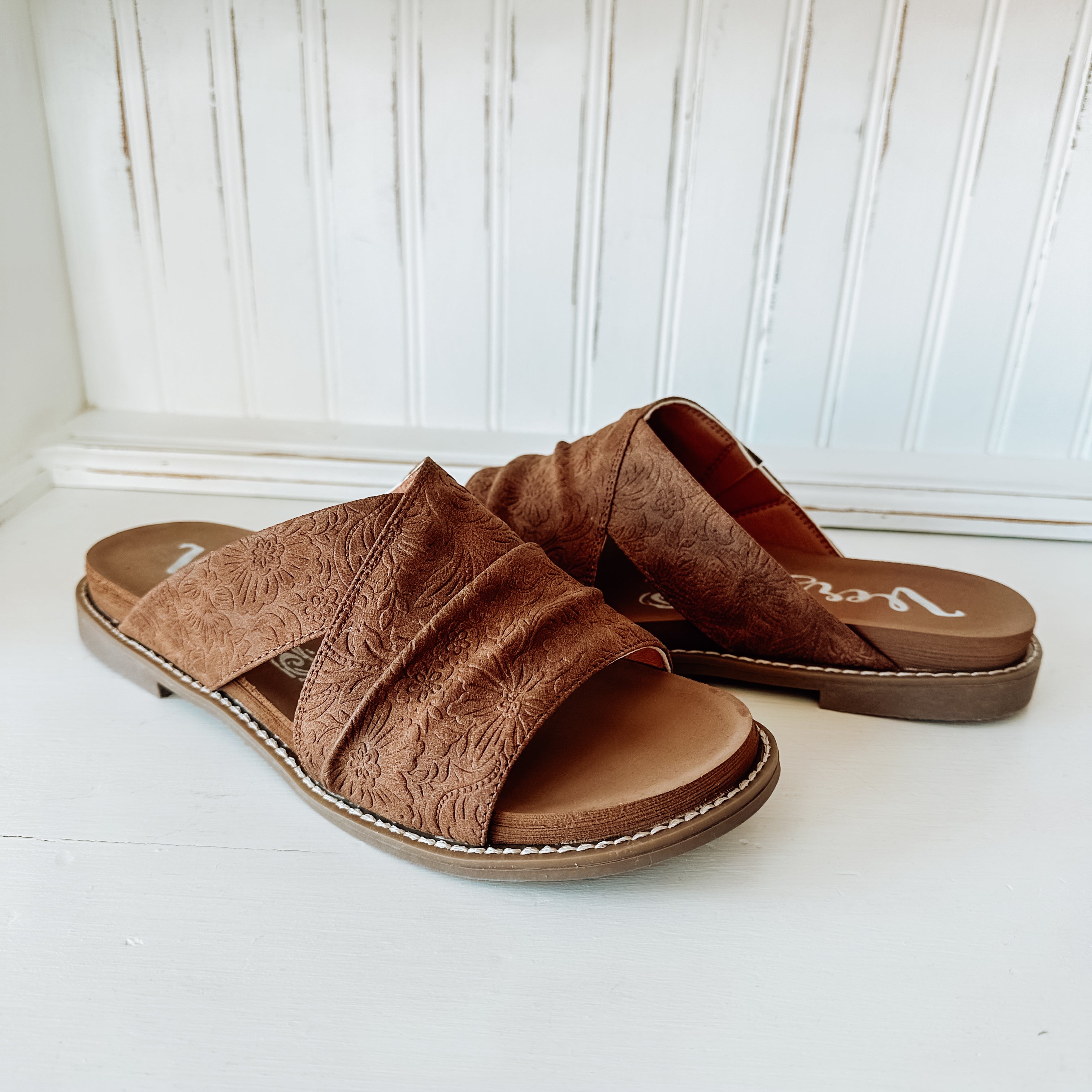 Jolene Tooled Sandal - Tan