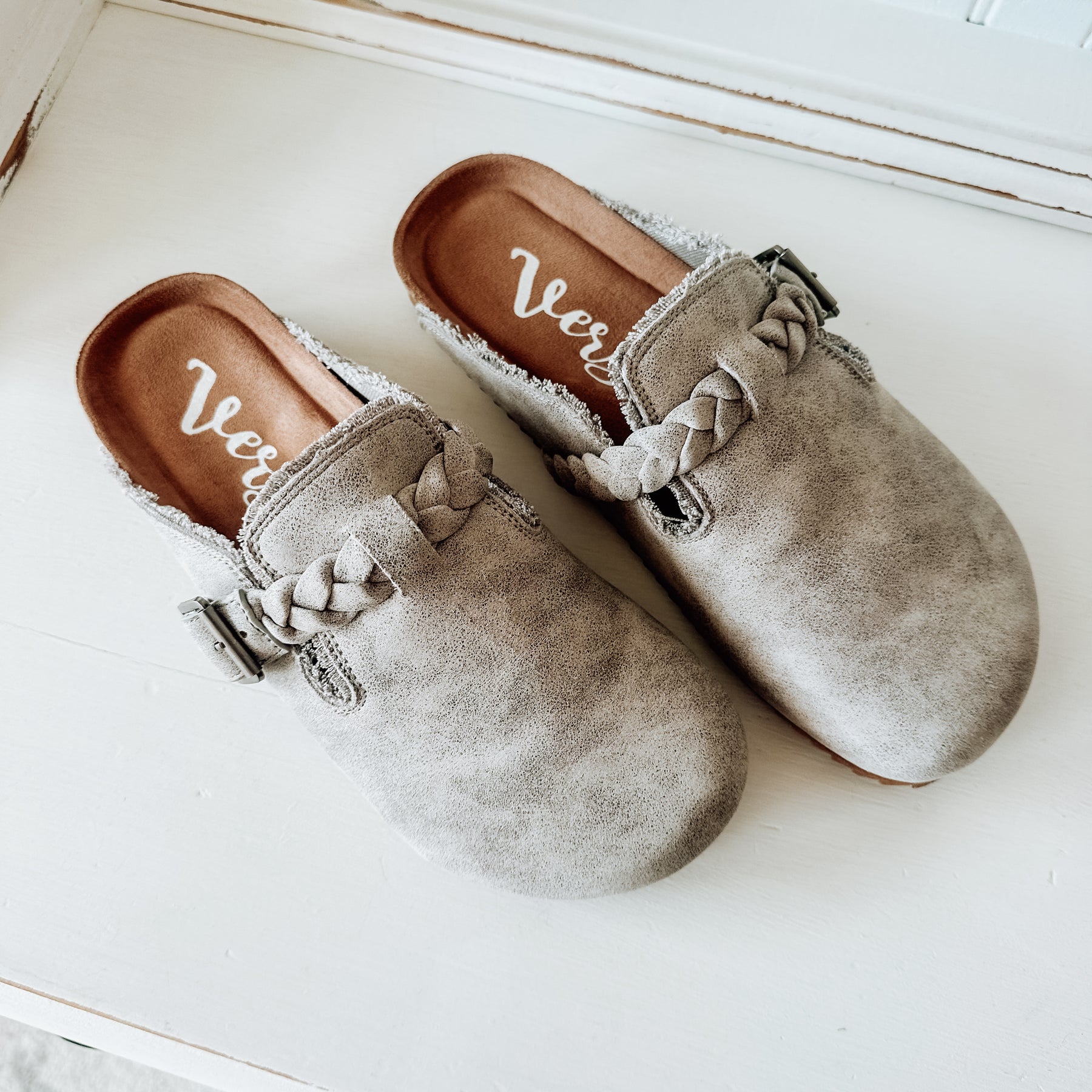 Iris Clog - Grey
