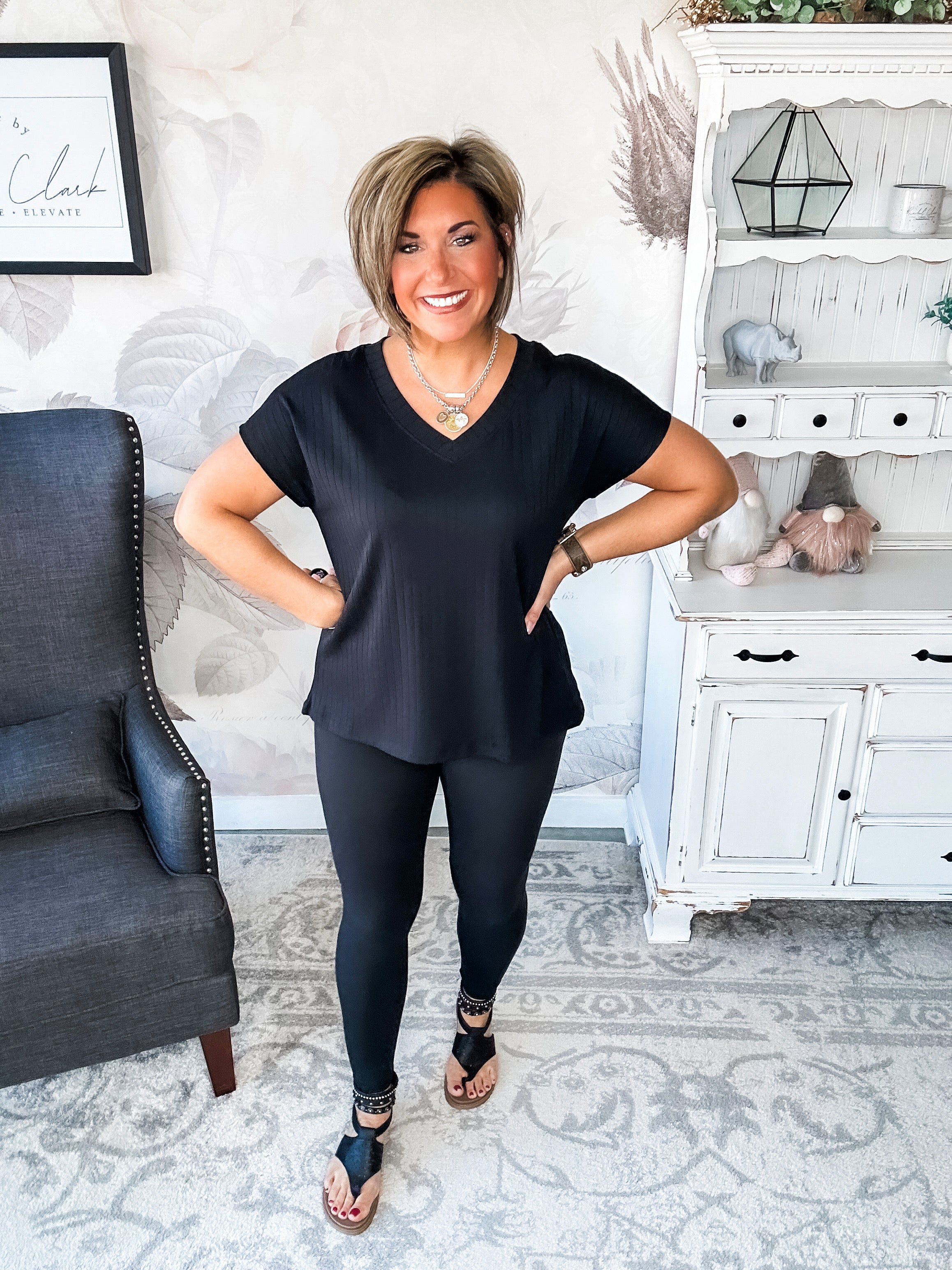 No Stories Here Top - Black