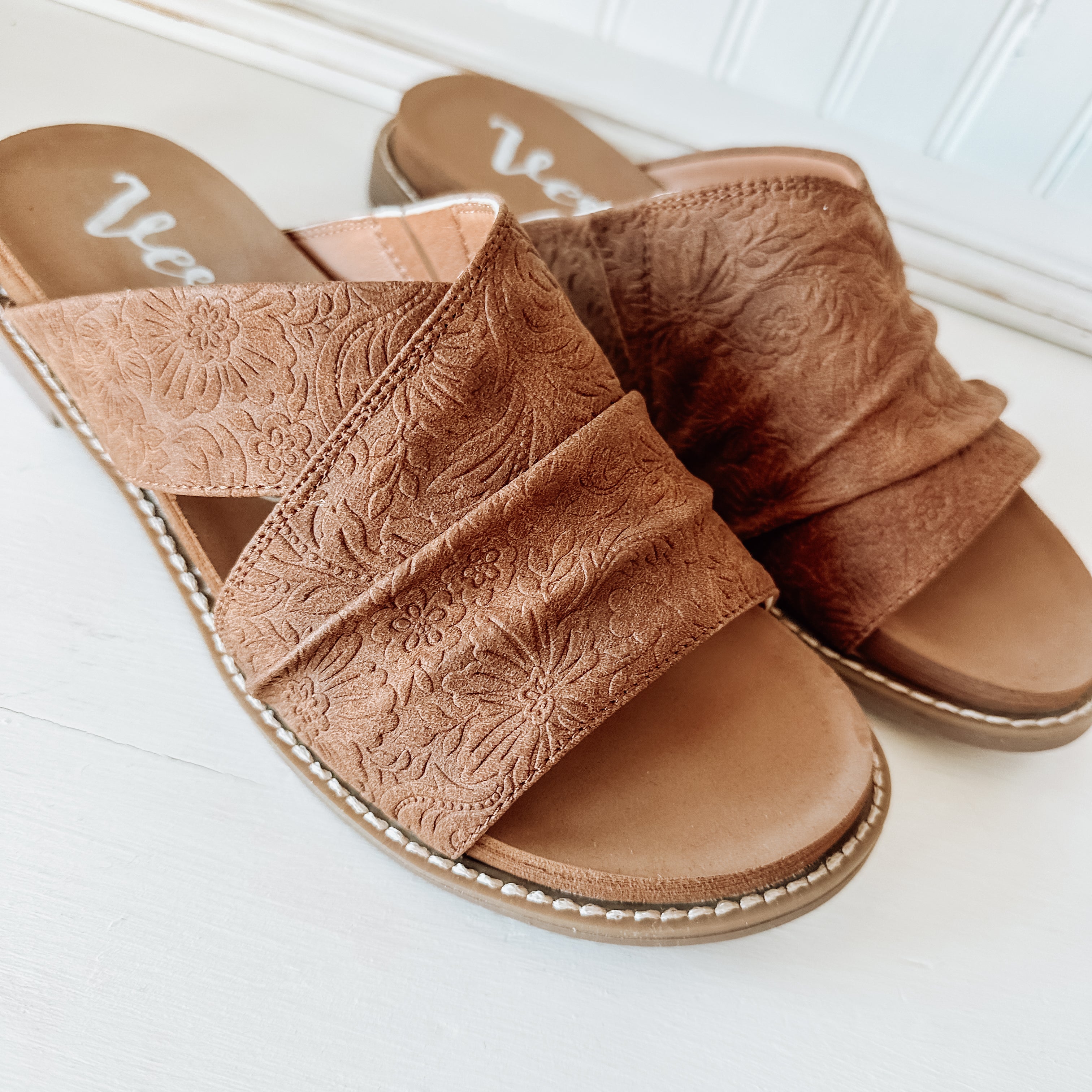 Jolene Tooled Sandal - Tan