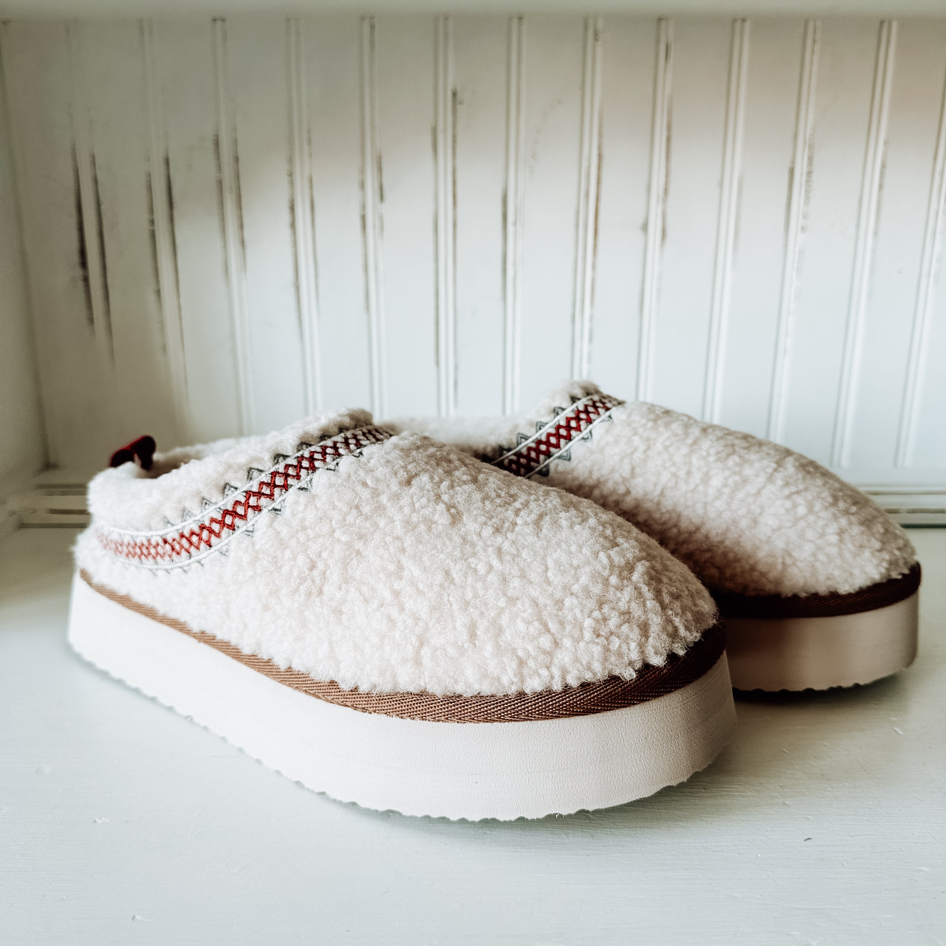 Hug Platform Slipper - Cream
