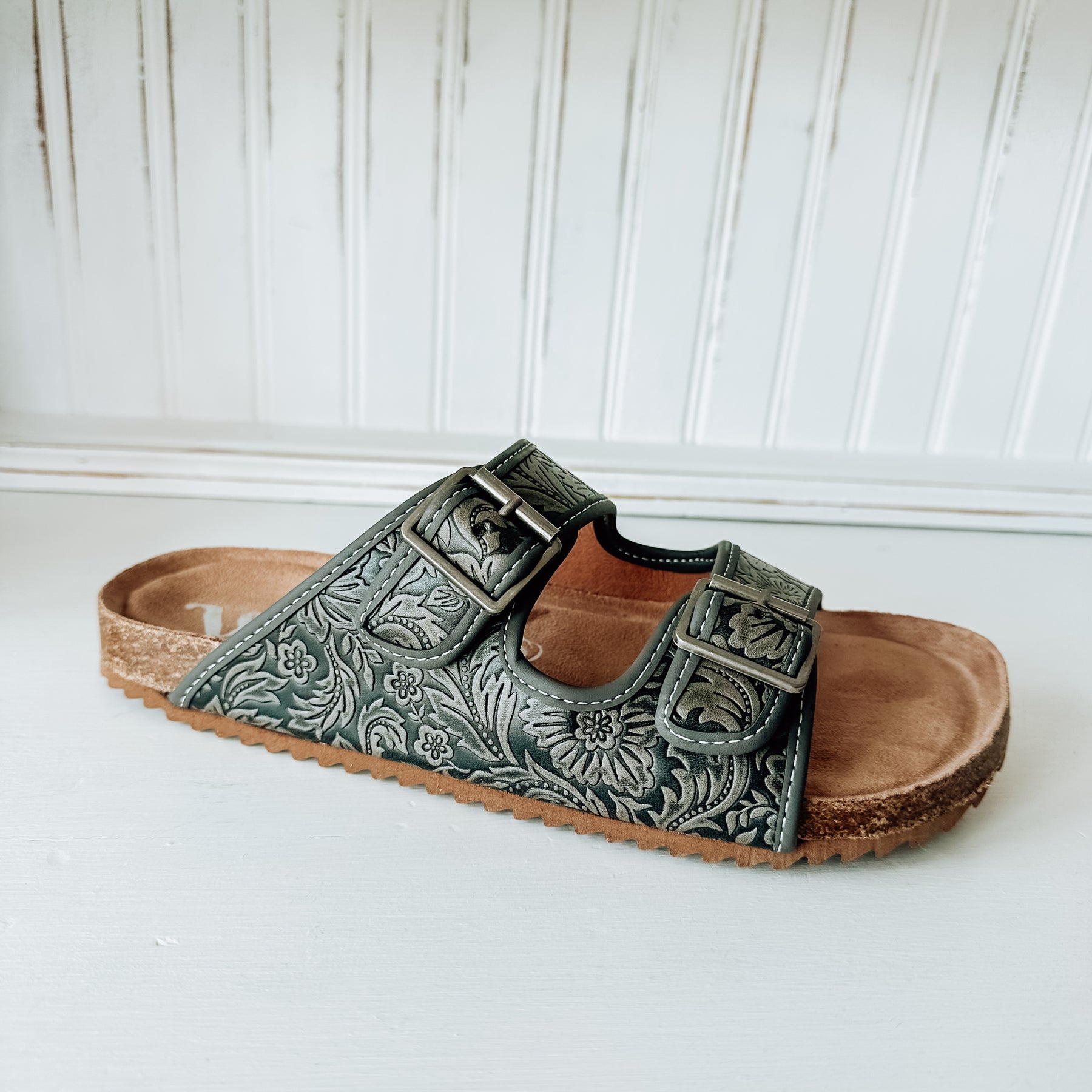 Berry Sandal - Grey