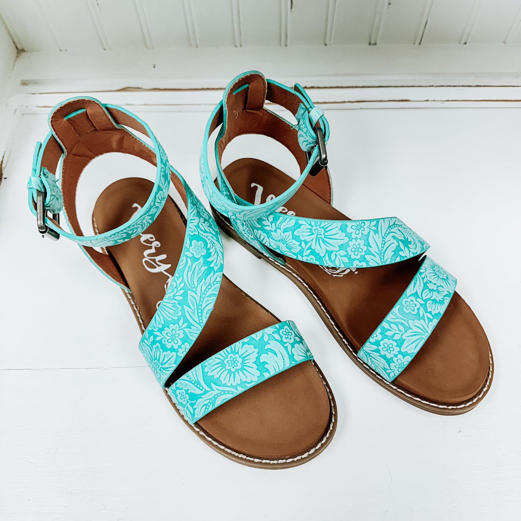 Sylvie Tooled Sandal - Turquoise