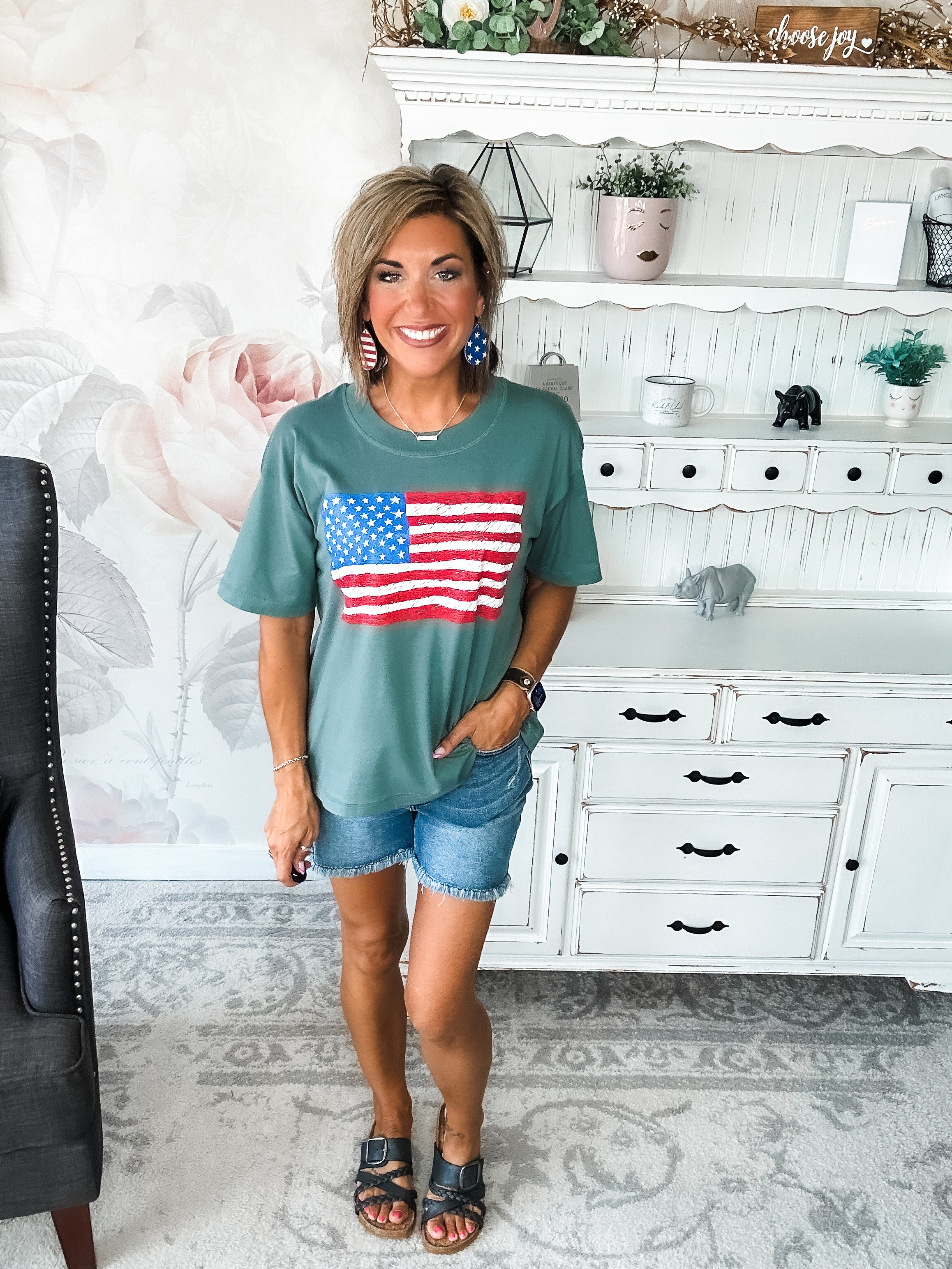 Sketch the Flag Graphic Boyfriend Tee