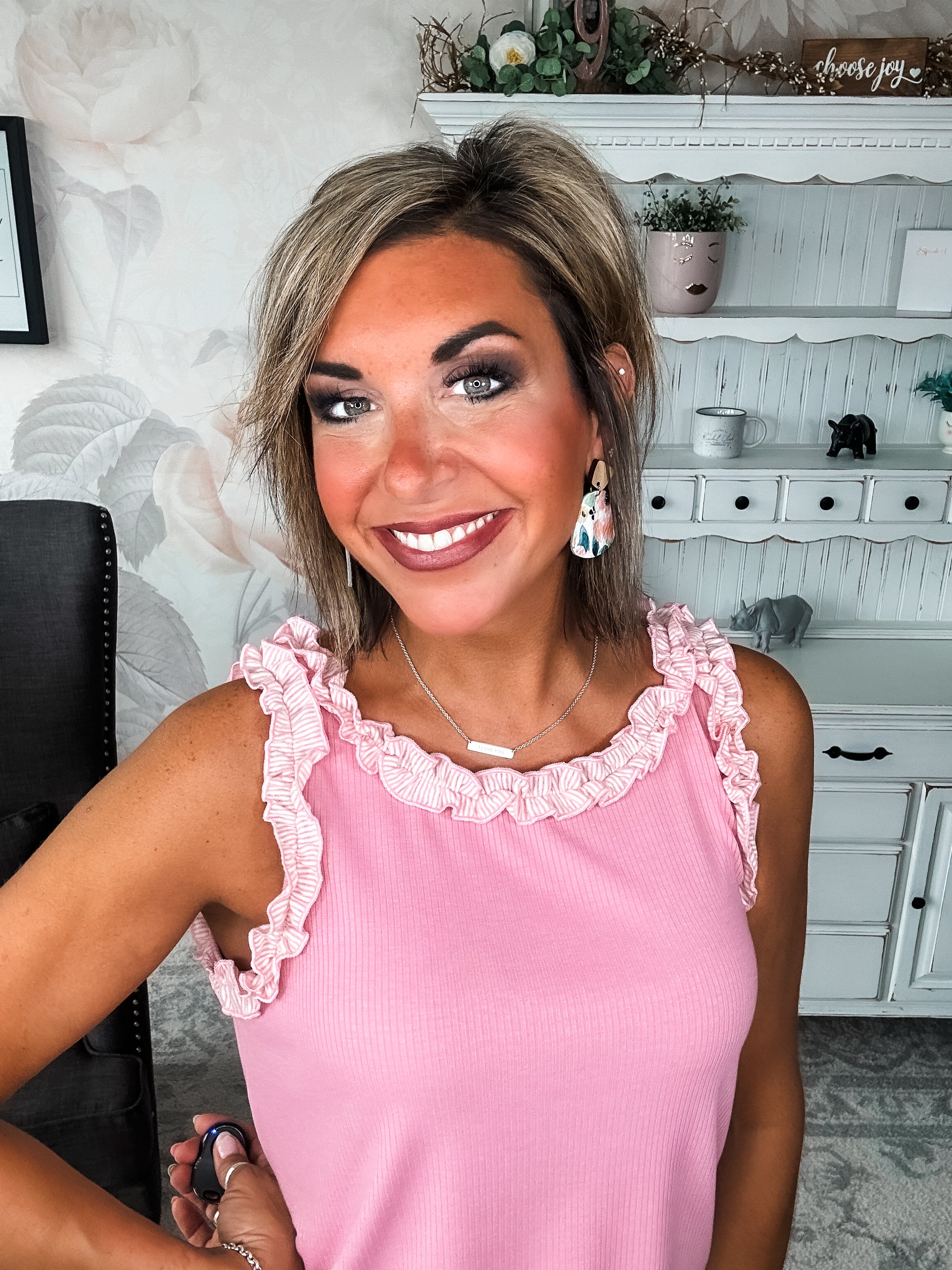 Pearls Of Wisdom Tank - Pink