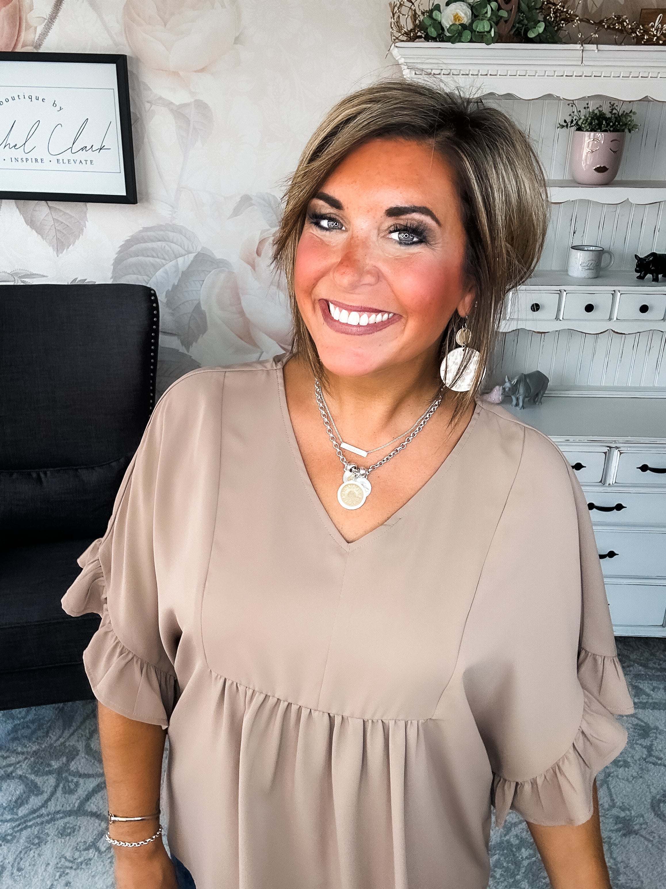 Close to Me Blouse - Mocha