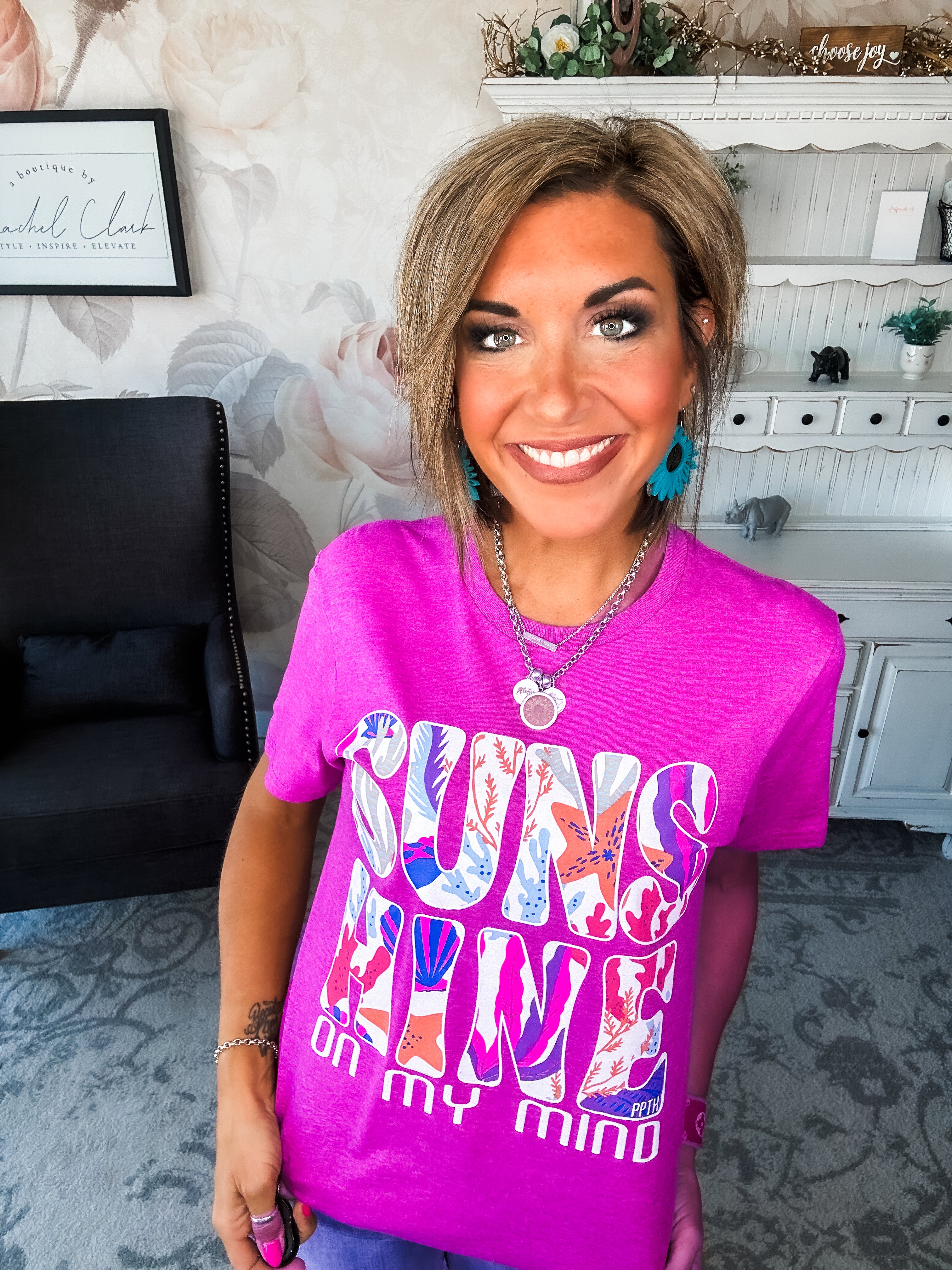 Sunshine On My Mind Graphic Tee - Pink