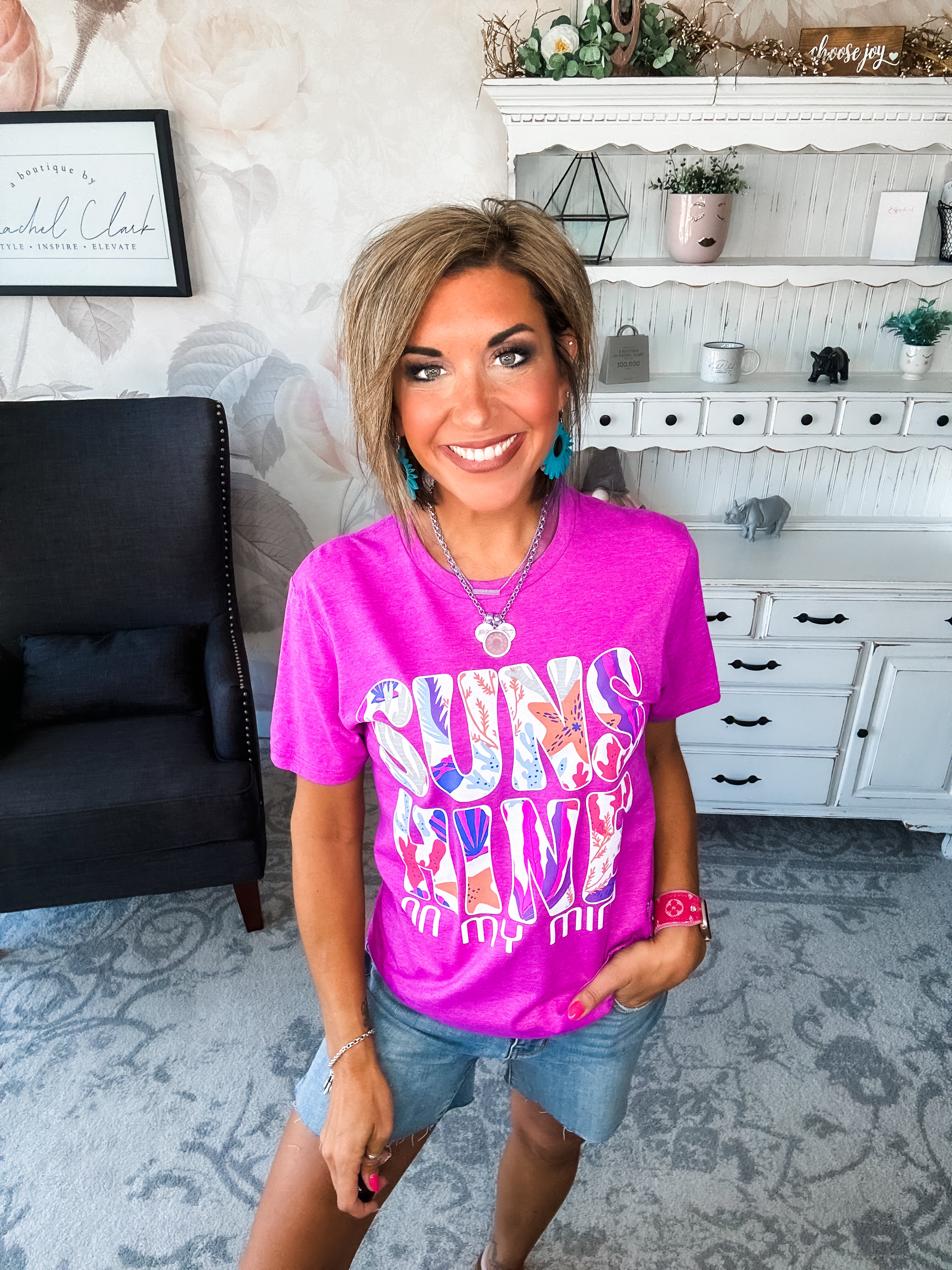 Sunshine On My Mind Graphic Tee - Pink