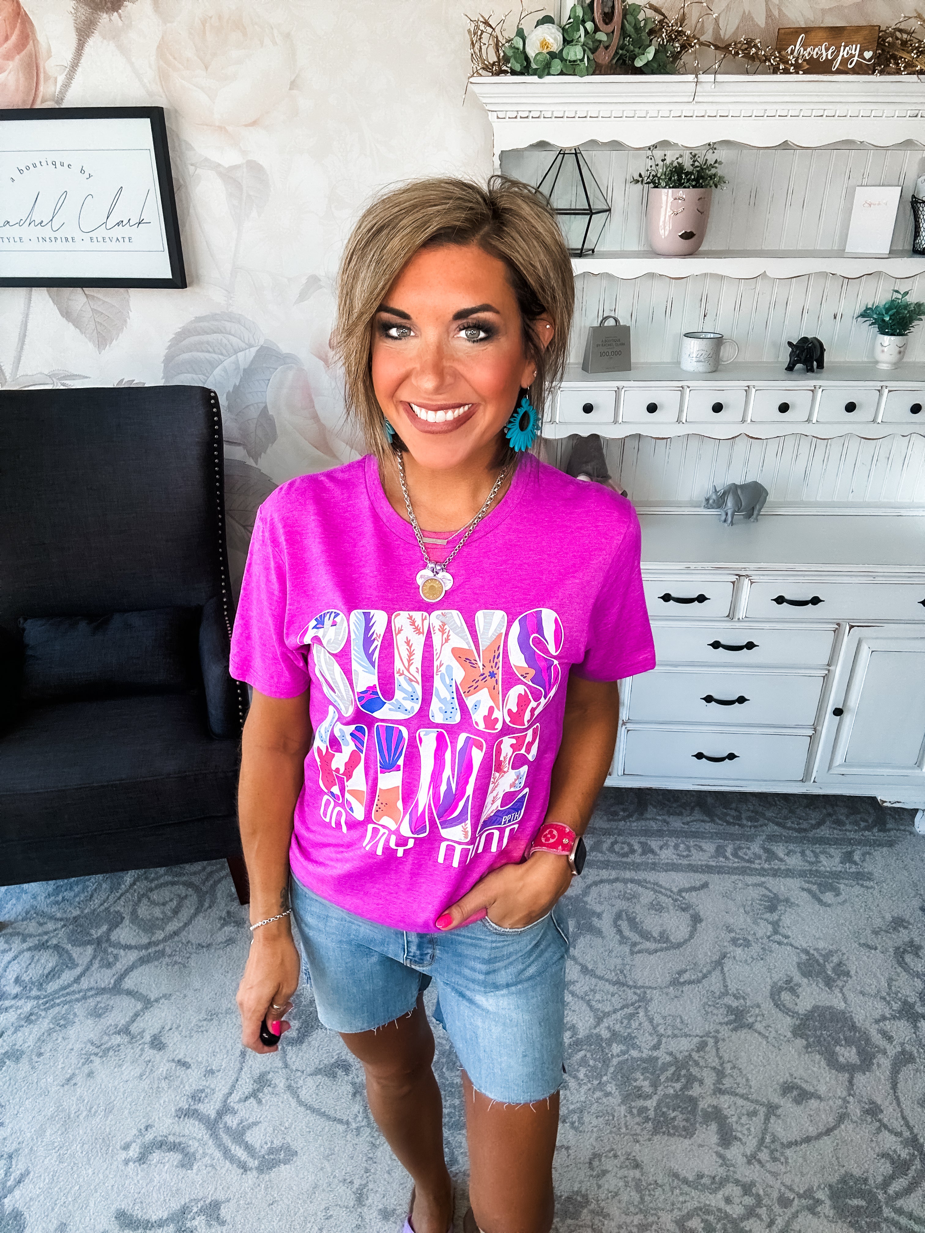 Sunshine On My Mind Graphic Tee - Pink