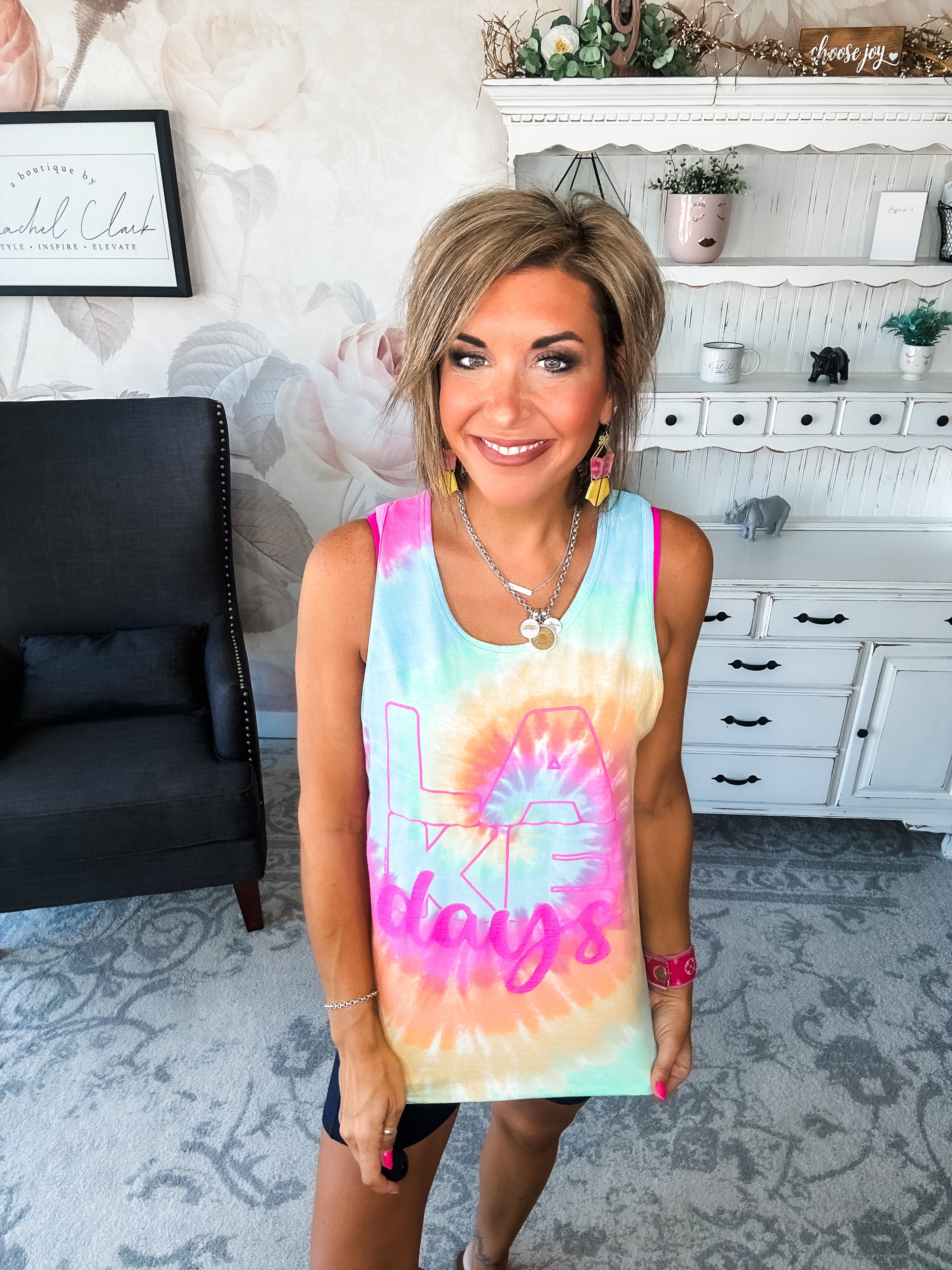 Lake Days Graphic Tank
