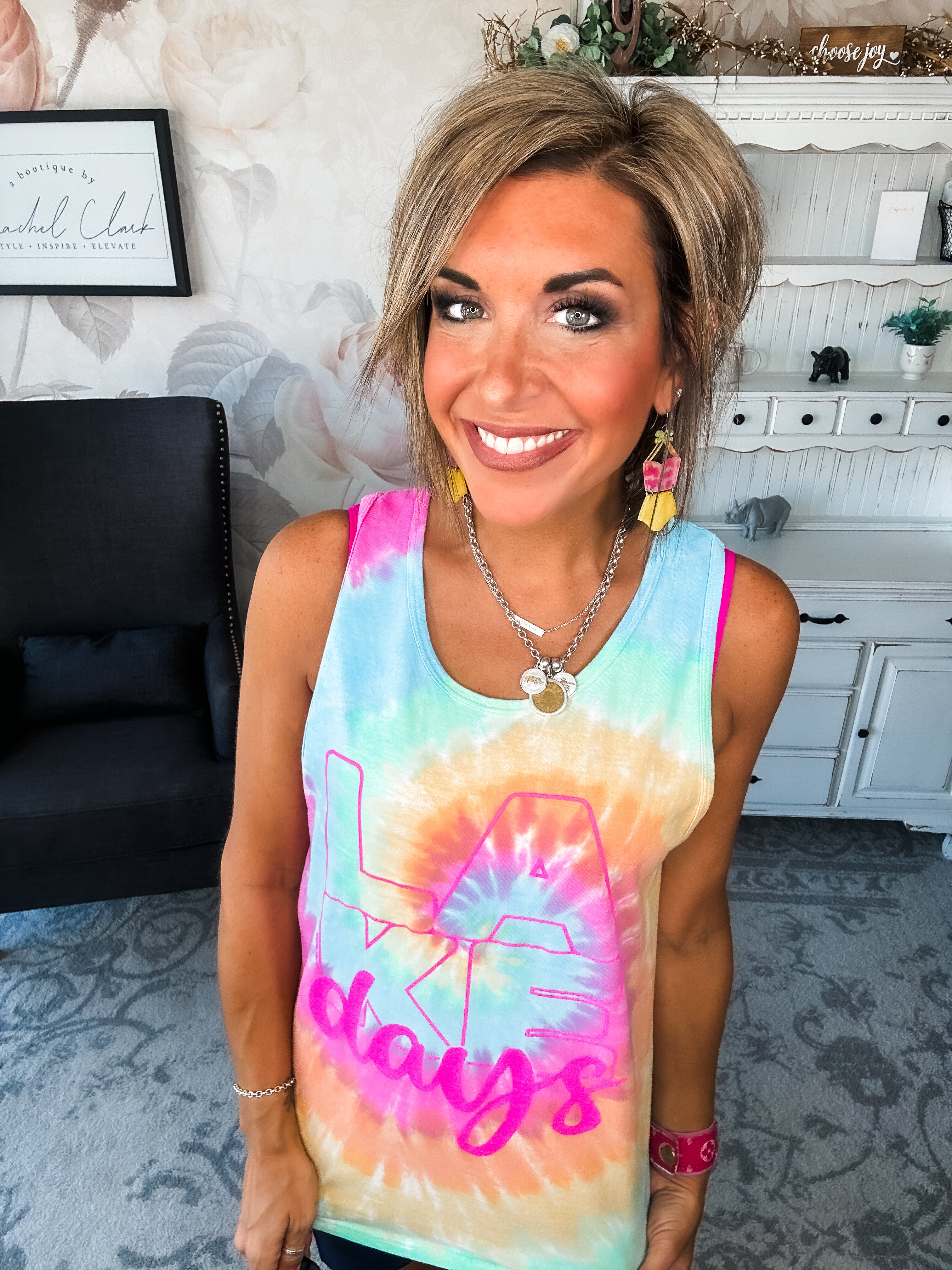 Lake Days Graphic Tank