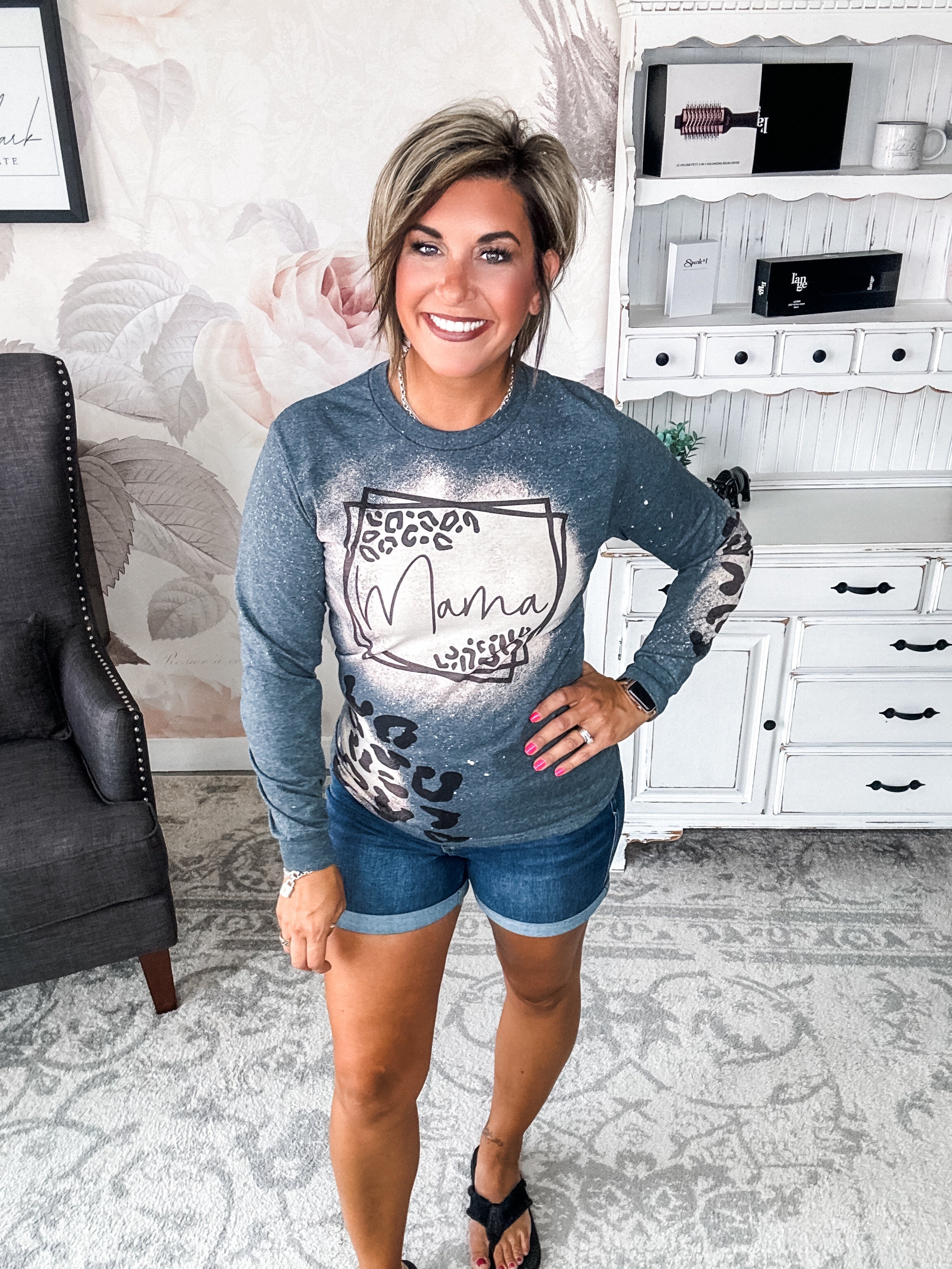 Leopard Mama Bleached Long Sleeve Graphic Tee