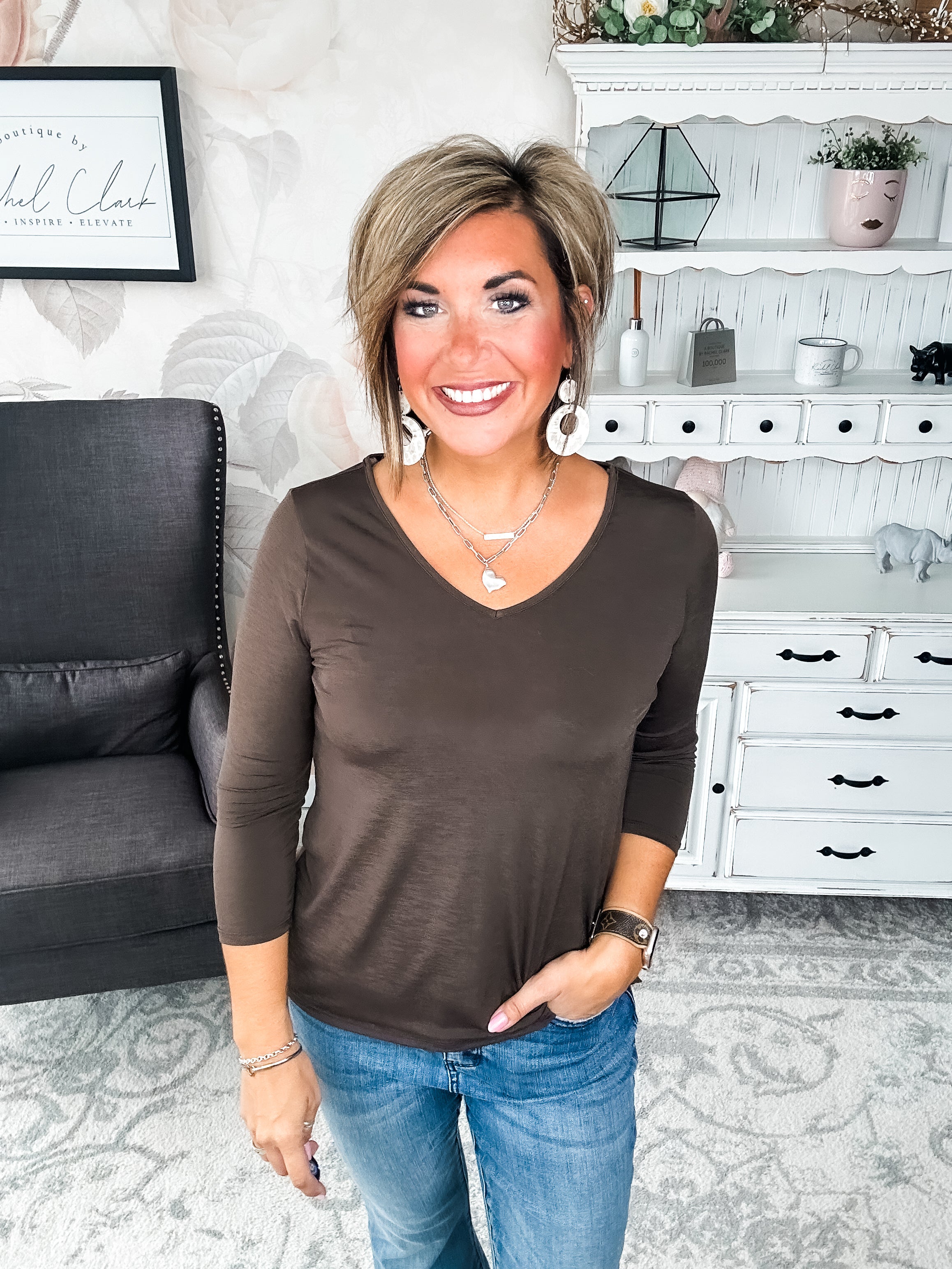 Find The Answer V-neck Top - Chocolate