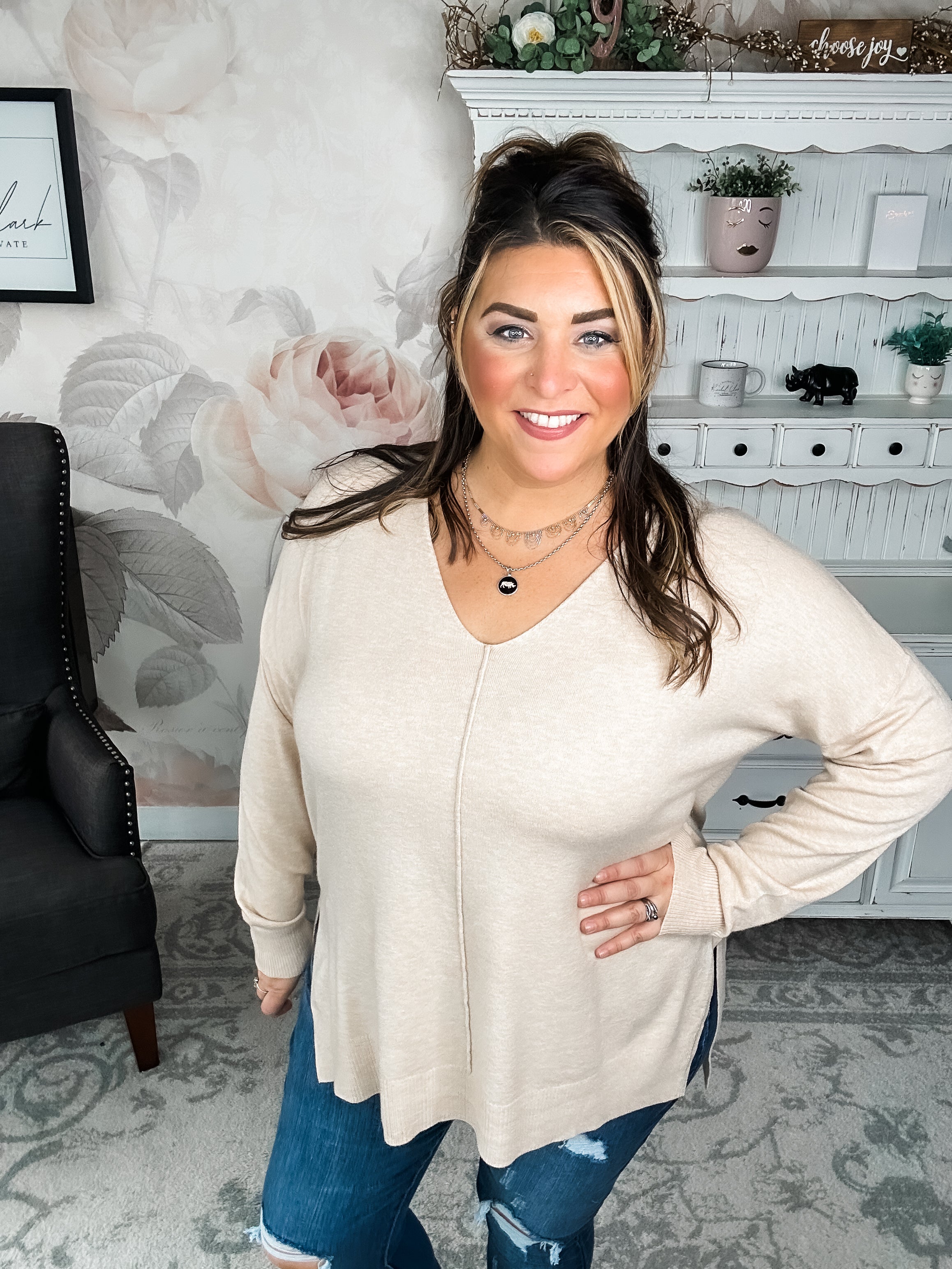 BLACK FRIDAY EXCLUSIVE - Blackout Breezer Sweater - Beige