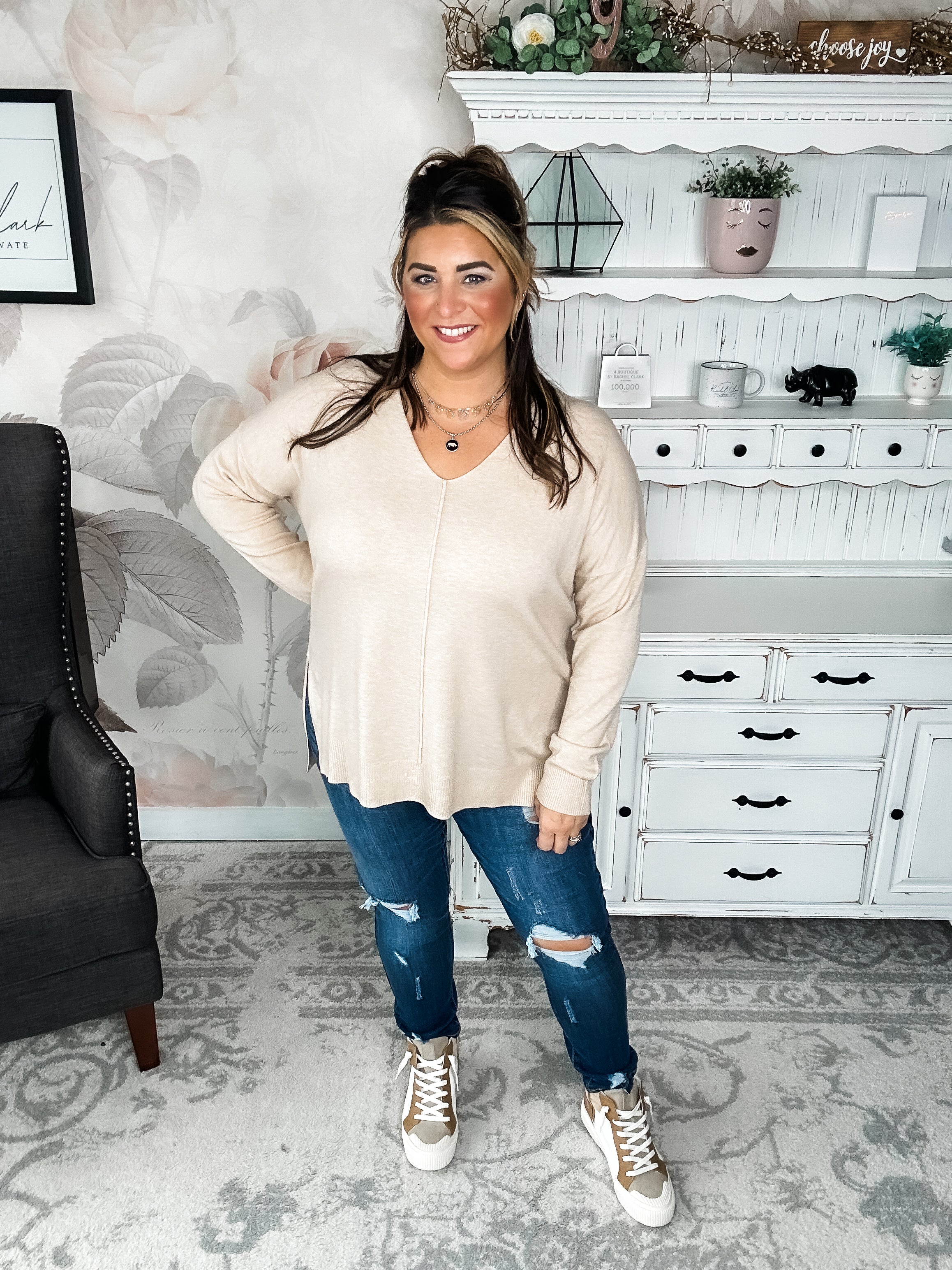 BLACK FRIDAY EXCLUSIVE - Blackout Breezer Sweater - Beige