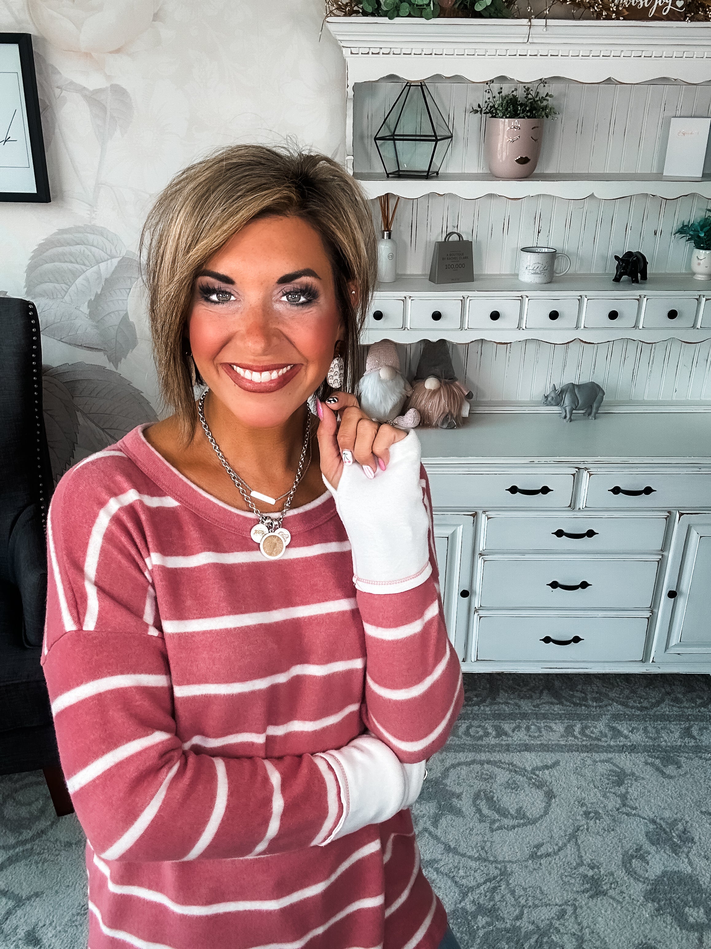 Look Back On The Time Pullover - Mauve