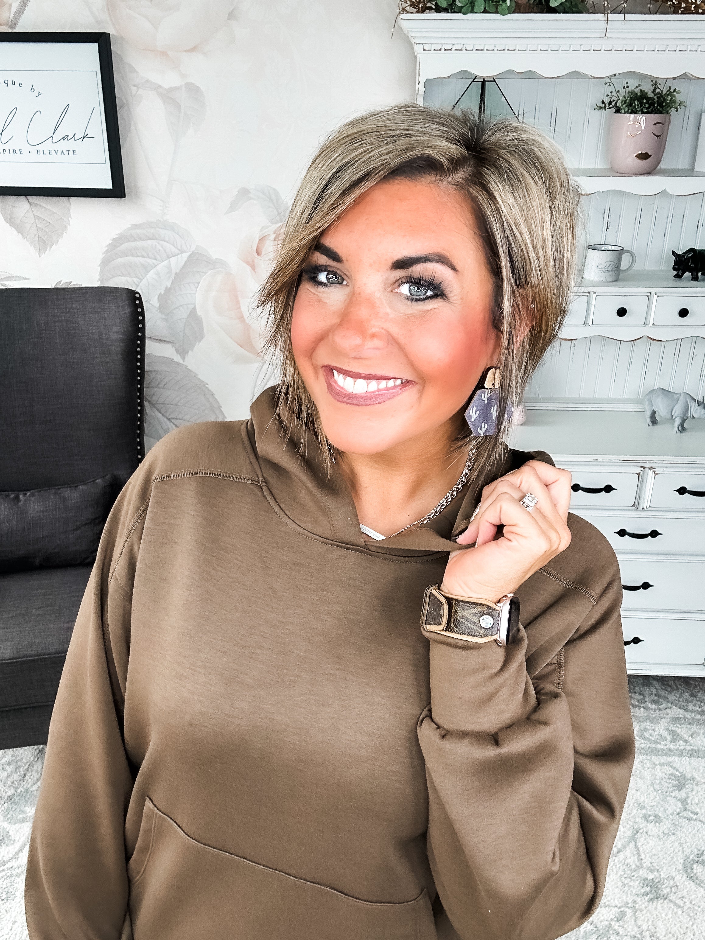 Charmed On The Weekend Hoodie - Mocha