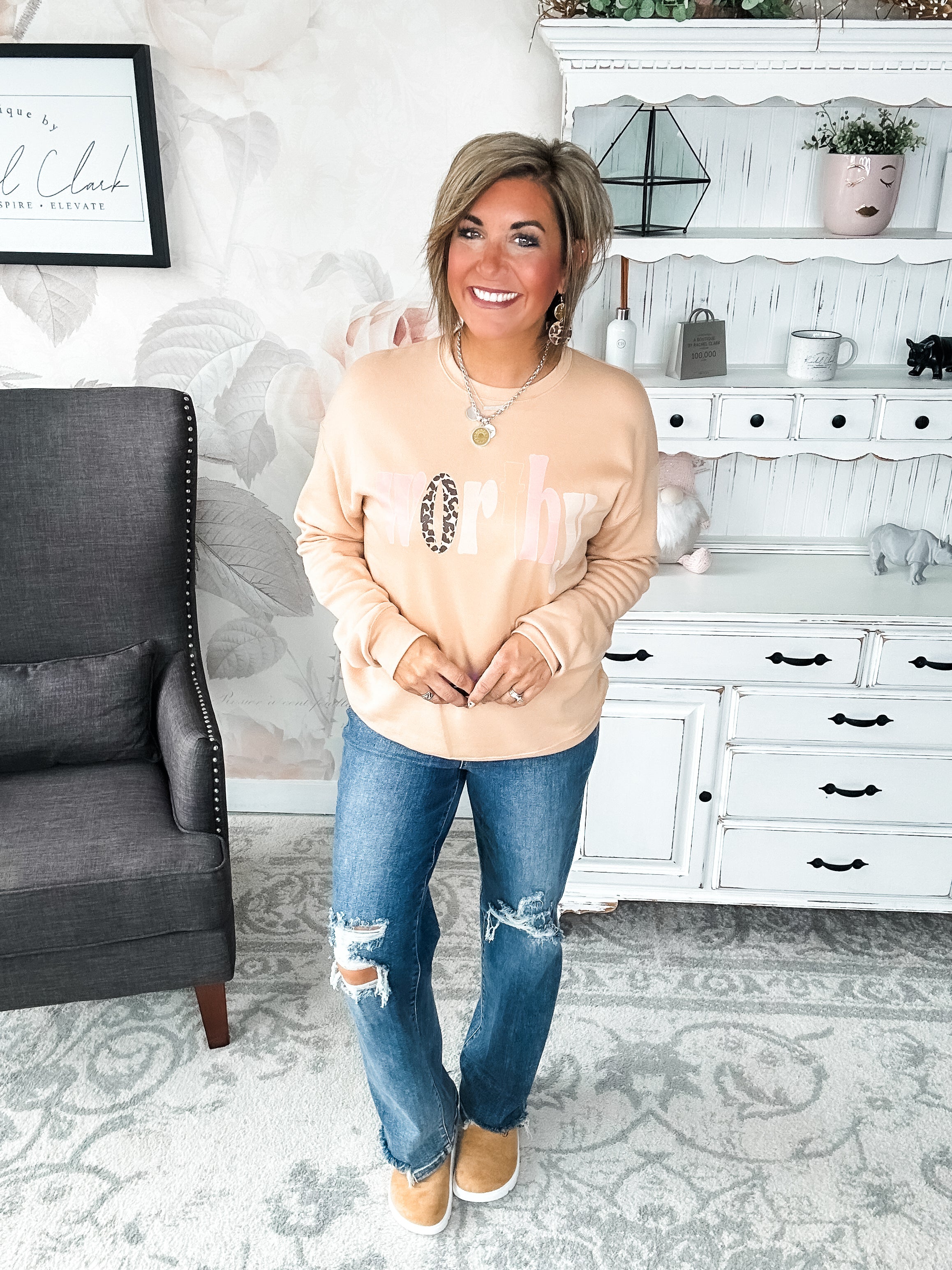 Worthy Pullover Sweatshirt