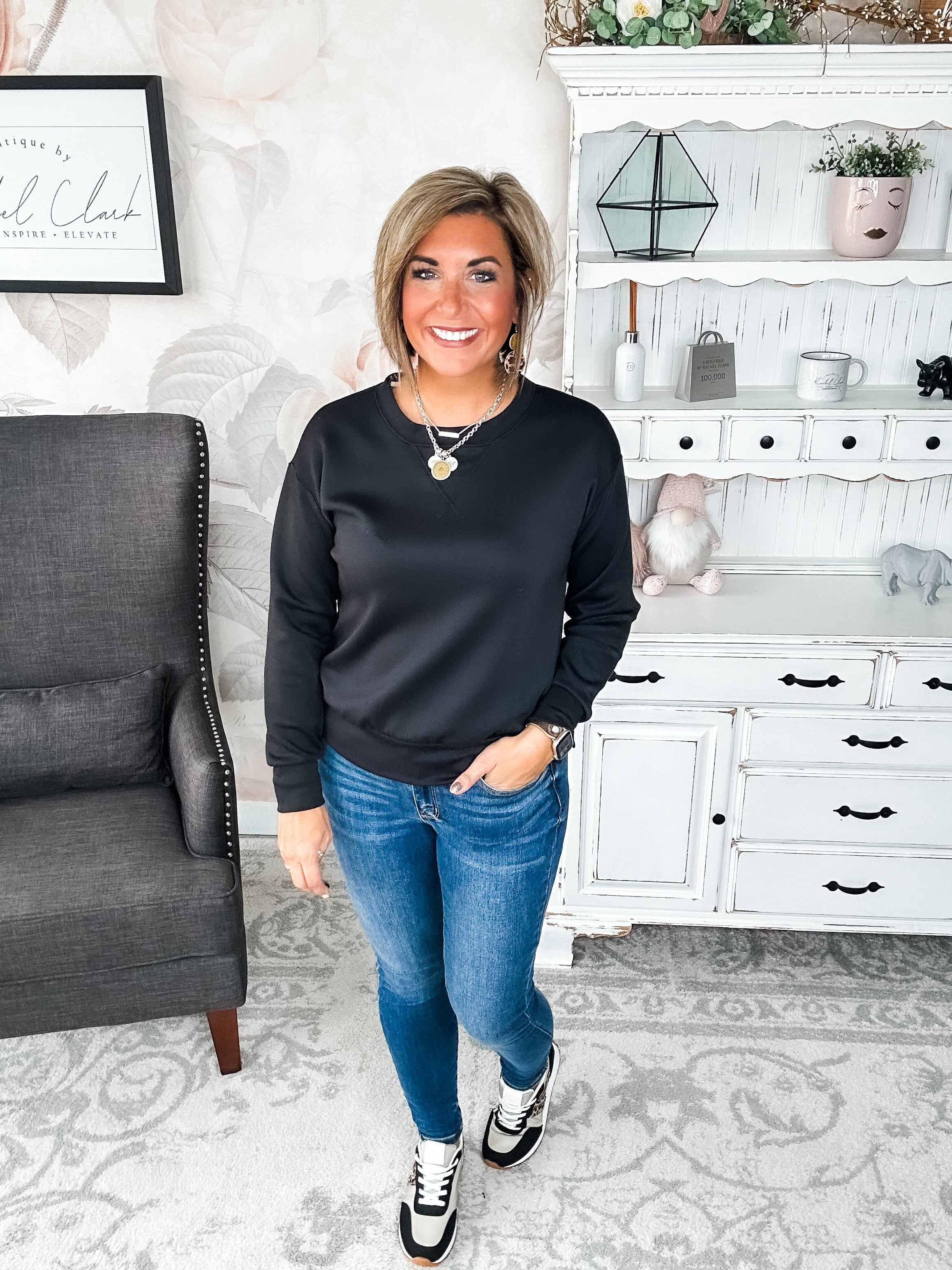Cuddled Up On The Weekend Pullover - Black