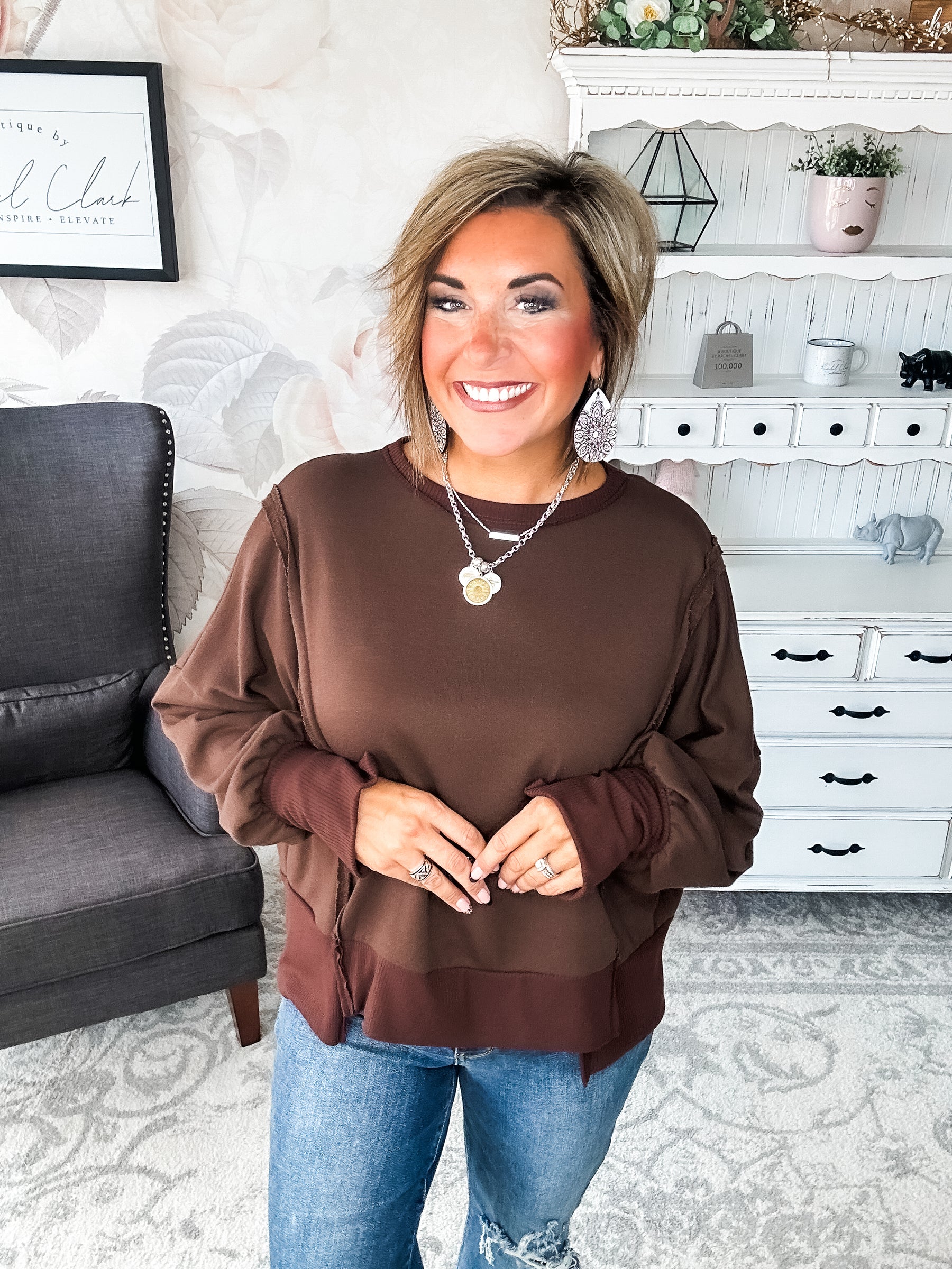 Still Be Here Pullover - Brown
