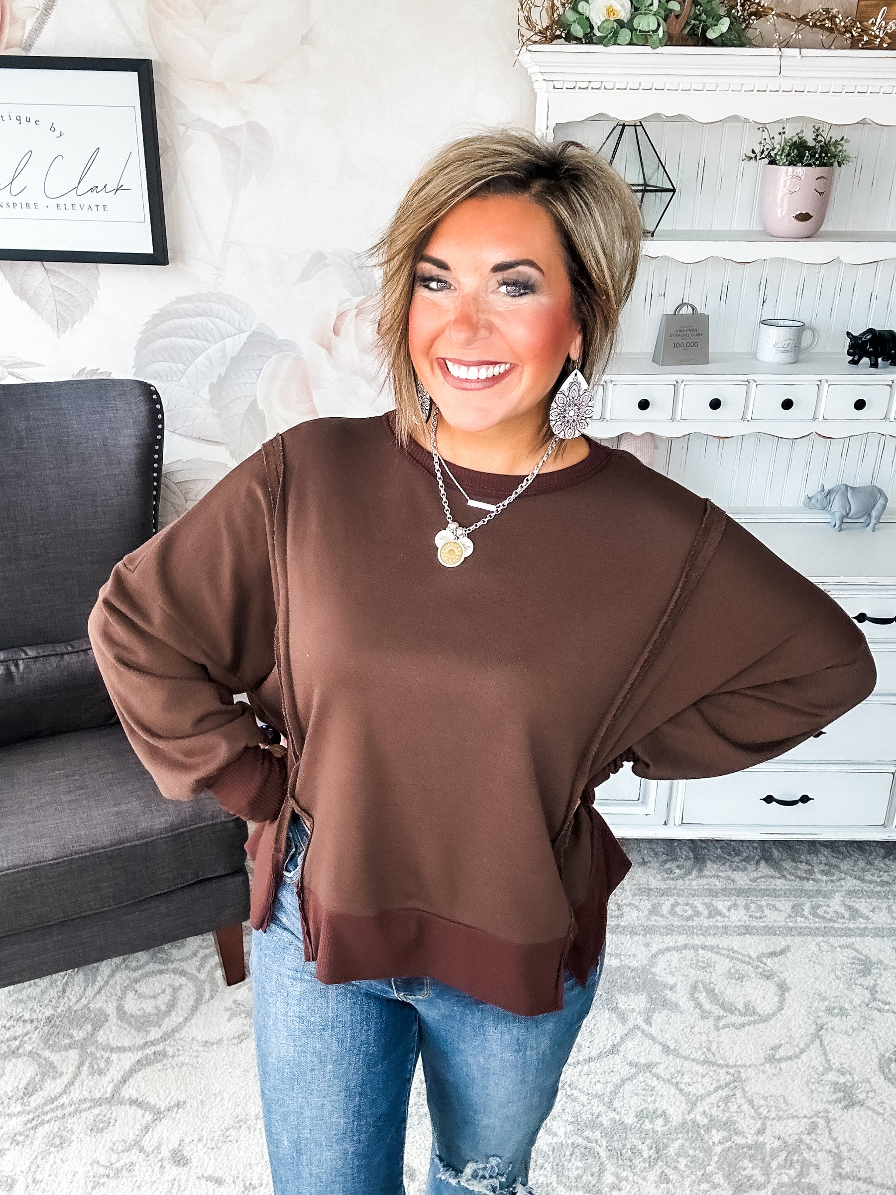 Still Be Here Pullover - Brown