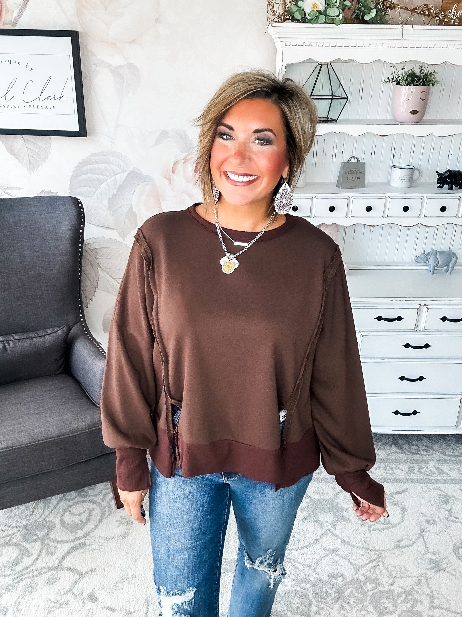 Still Be Here Pullover - Brown