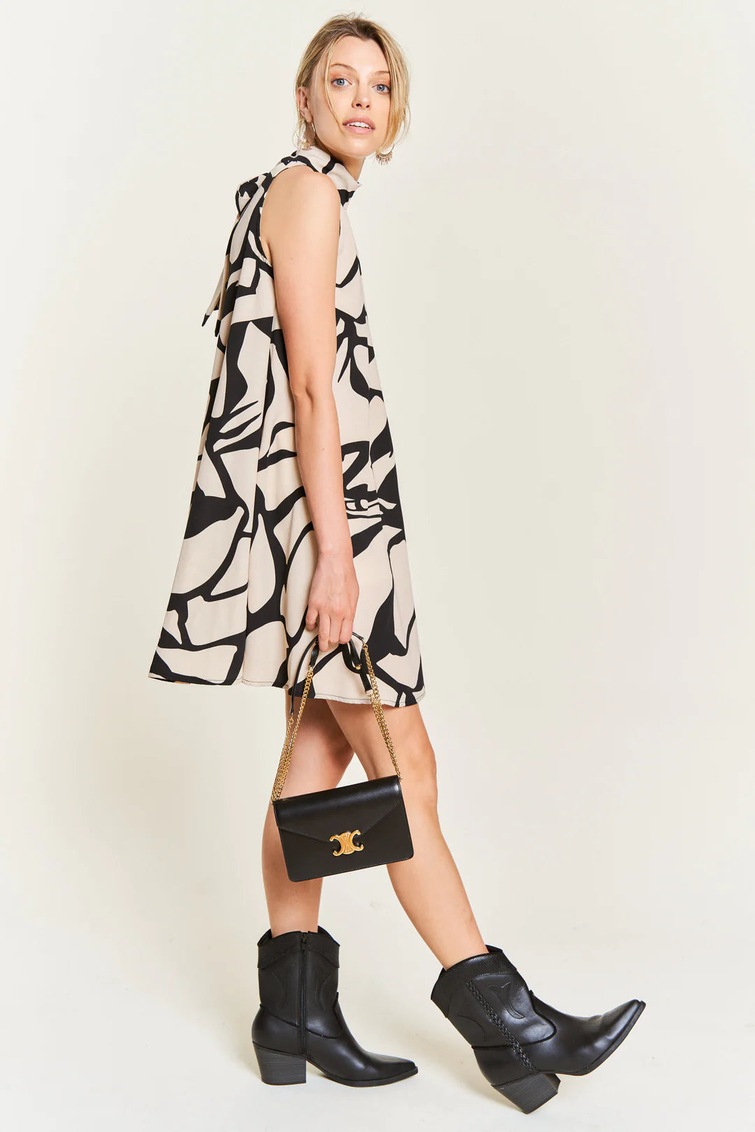 Hang on Tight Dress - Black