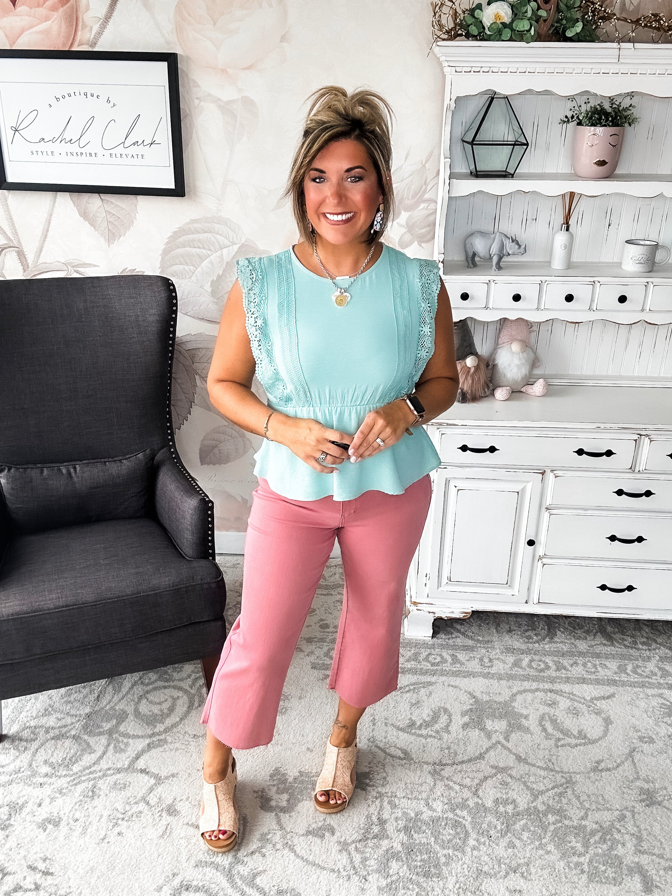 Keep Your Chin Up Blouse