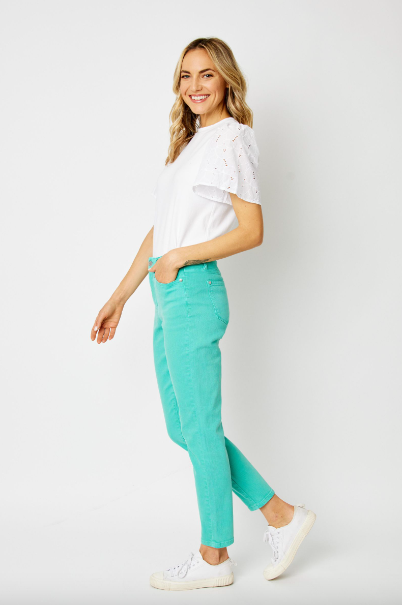 Judy Blue Garment Dyed Girlfriend Jeans - Aquamarine