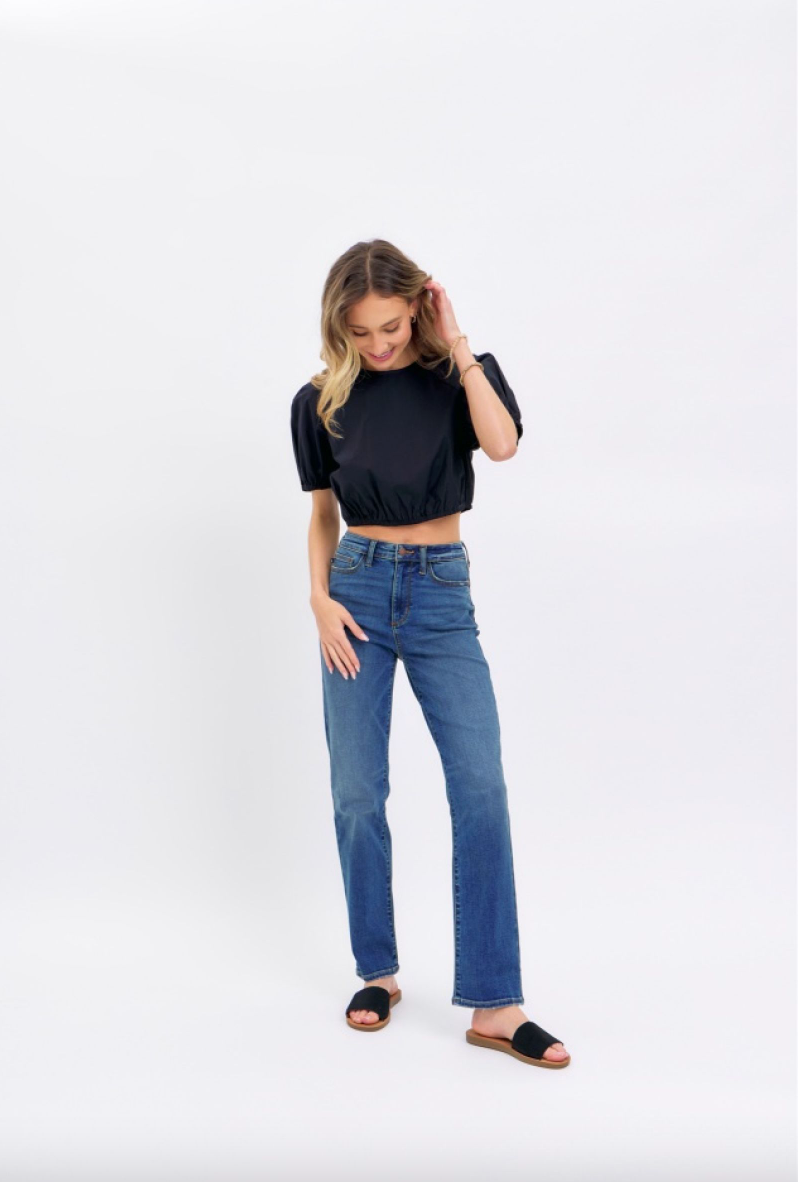 Judy Blue Lightly Distressed Girlfriend Jeans