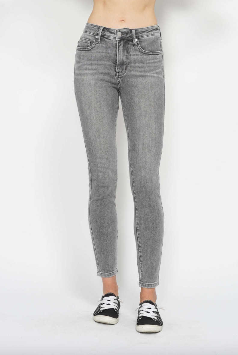 JUDY BLUE jeans cropped slim 13/31 blue denim popular jeans