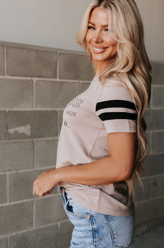 Ampersand Avenue Tee - Witches Brew