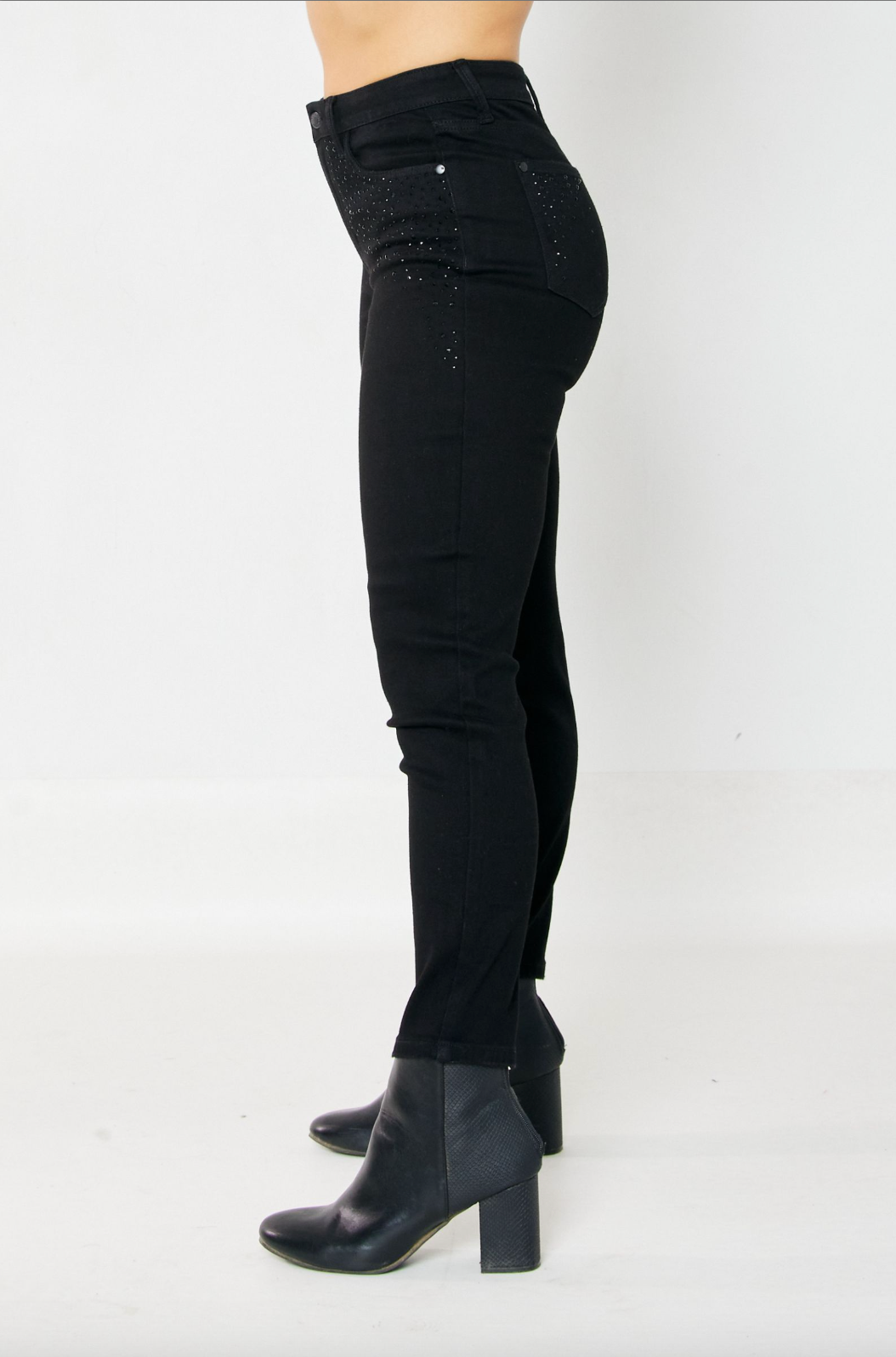 Judy Blue Black Rhinestone Girlfriend Jeans